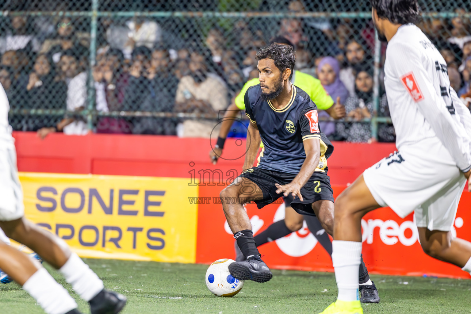 R Dhuvaafaru vs R Inguraidhoo in Raa Atoll Final in Day 24 of Golden Futsal Challenge 2025 was held on Tuesday , 28th January 2025, in Hulhumale', Maldives. Photos: Ismail Thoriq / images.mv