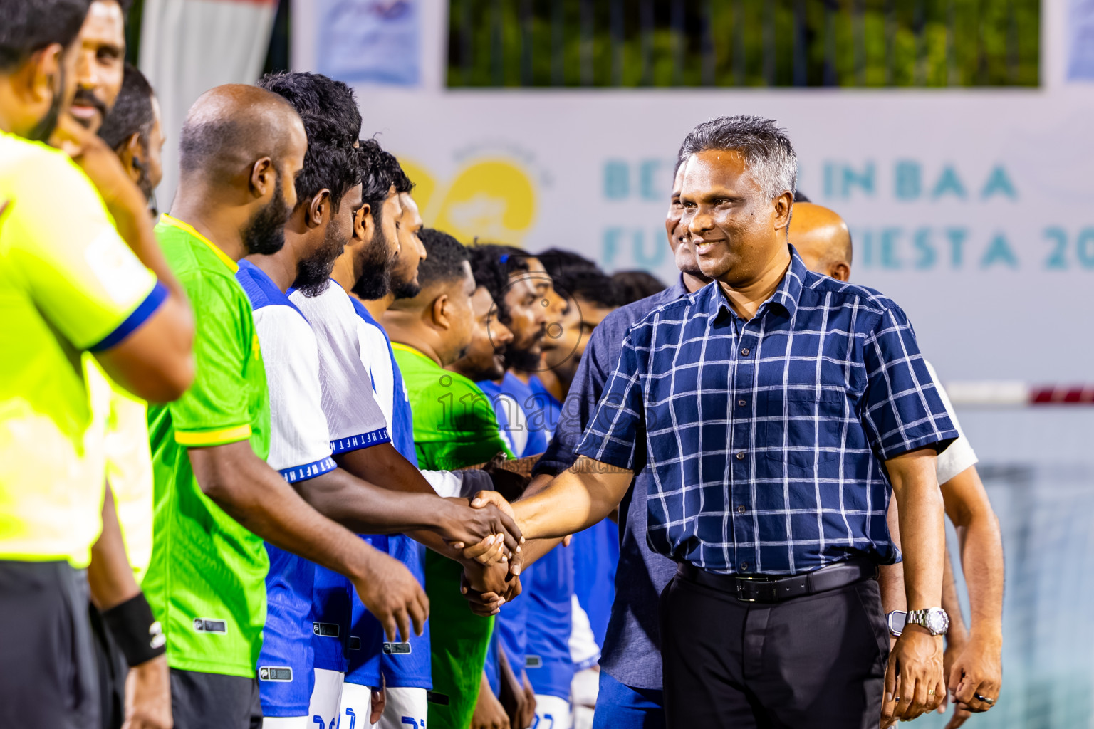 Kudarikilu vs Hithaadhoo in Day 1 of Better in Baa Futsal Fiesta 2025 Men's division held in B. Eydhafushi, Maldives on Wednesday, 5th November 2025. Photos: Nausham Waheed / images.mv