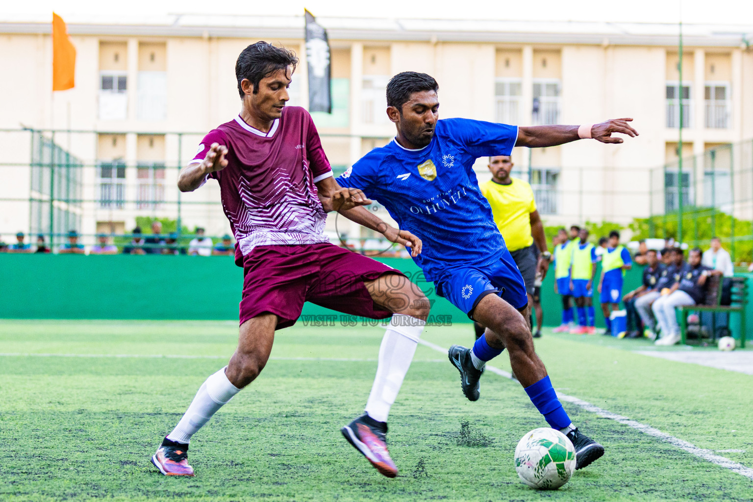Sun Siyam Olhuveli vs Velassaru in Resort League 2025 (South Male Zone) day 11 was held on Thursday, 9th October 2025 in Crossroads's Maldives, Photos: Areef Adam / images.mv