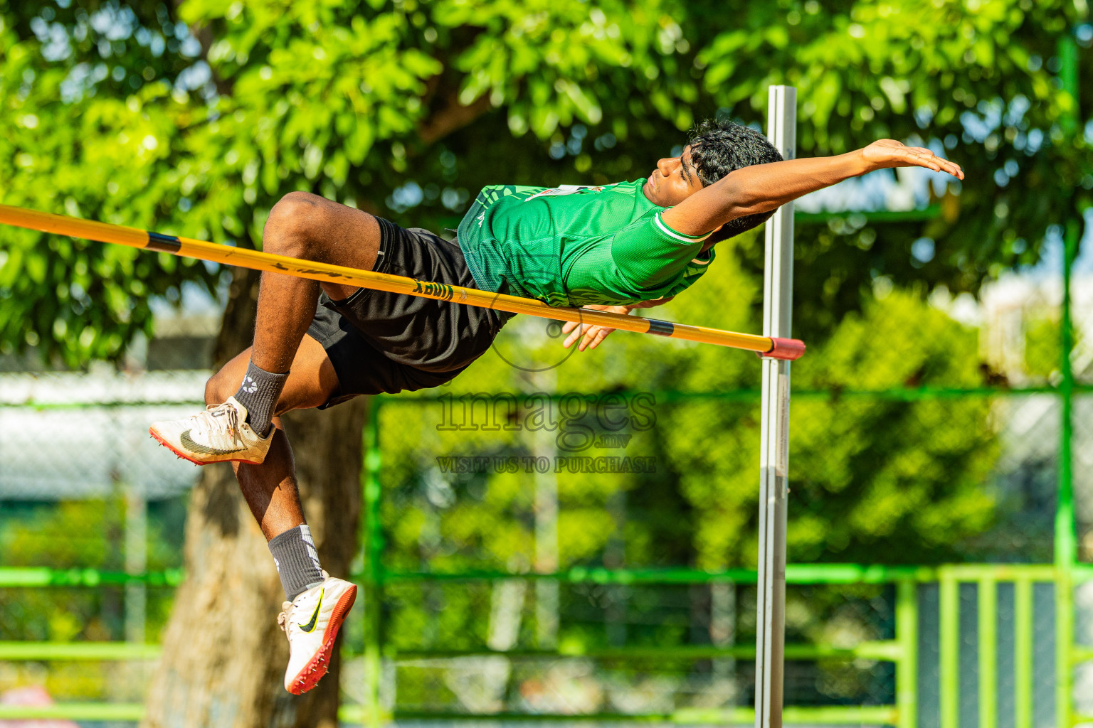 Day 2 of Inter-school Athletics Championship 2025 held in Ekuveni Synthetic Track, Male', Maldives on Tuesday, 07th October 2025. Photos by: Areef Adam / Images.mv