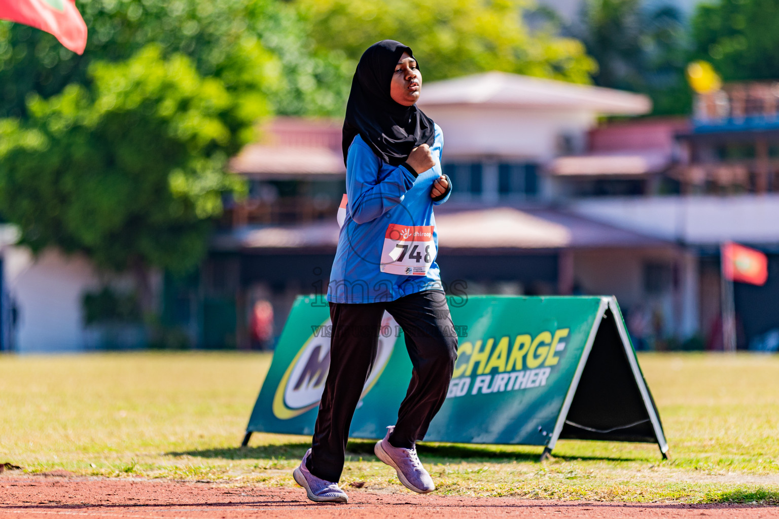 Day 3 of Inter-school Athletics Championship 2025 held in Ekuveni Synthetic Track, Male', Maldives on Wednesday, 08th October 2025. Photos by: Areef Adam / Images.mv
