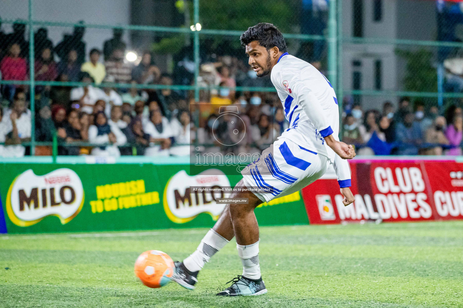 STO RC Vs Team Fenaka in the Quarter Finals of Club Maldives 2021 held in Hulhumale, Maldives on 13 December 2021. Photos: Shu Abdul Sattar / images.mv