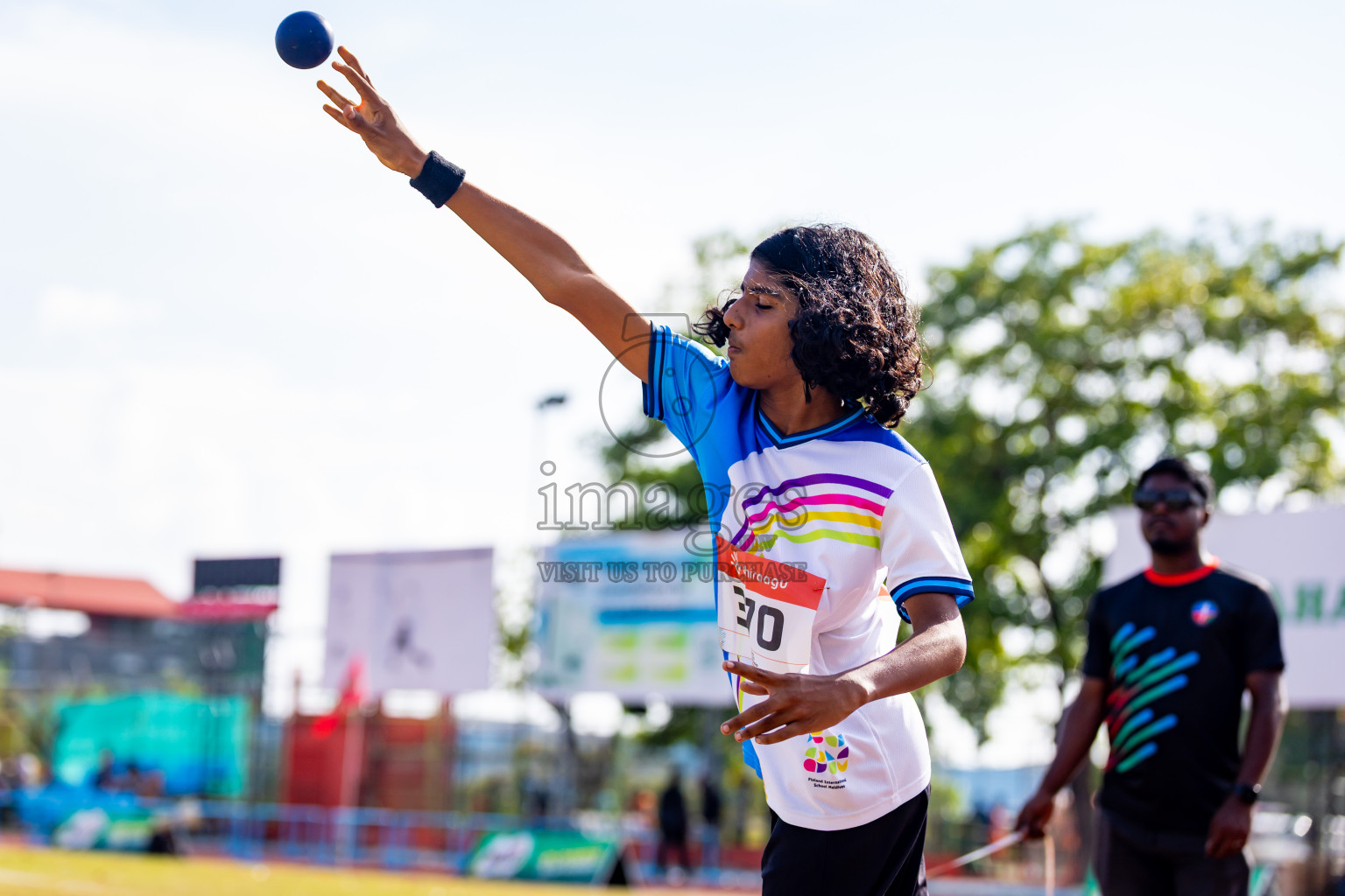 Day 4 of Inter-school Athletics Championship 2025 held in Ekuveni Synthetic Track, Male', Maldives on Thursday, 09th October 2025. Photos by: Nausham Waheed / Images.mv