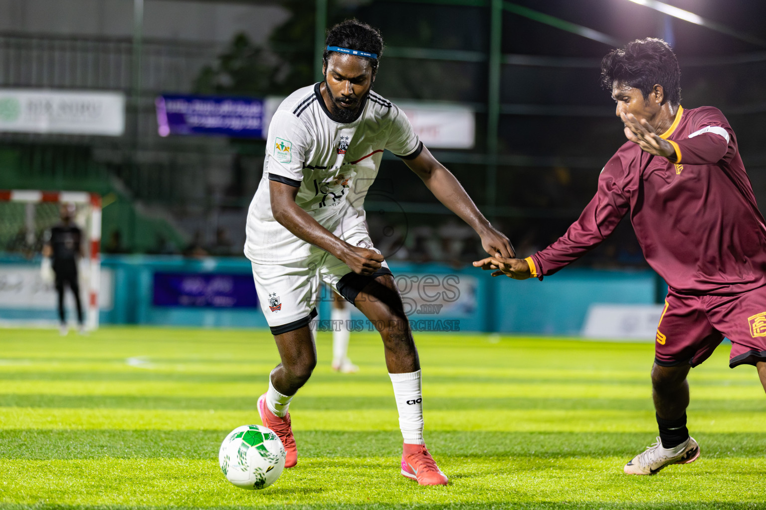 Ifhaams vs Comienzo fc in Semi Finals of Laamehi Dhiggaru Ekuveri Futsal Challenge 2025 was held on Sunday, 27th July 2025, at Dhiggaru Futsal Ground, Dhiggaru, Maldives Photos: Areef Adam / images.mv