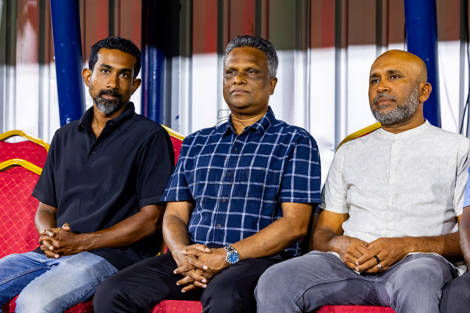 Dhonfan vs Fehendhoo in Day 1 of Better in Baa Futsal Fiesta 2025 Man's division held in B. Eydhafushi, Maldives on Wednesday, 5th November 2025. Photos: Nausham Waheed / images.mv