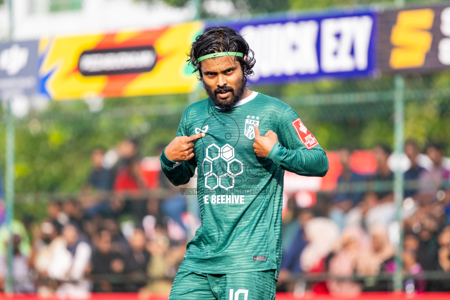 Th Thimarafushi vs Th Vilufushi in Day 14 of Golden Futsal Challenge 2025 was held on Saturday, 18th January 2025, in Hulhumale', Maldives. Photos: Nausham Waheed / images.mv