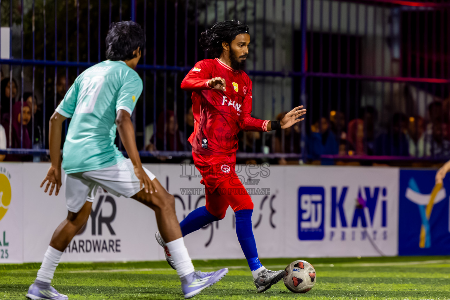 Dhonfan vs Eydhafushi in Day 4 of Better in Baa Futsal Fiesta 2025 Men's division held in B. Eydhafushi, Maldives on Saturday, 8th November 2025. Photos: Nausham Waheed / images.mv