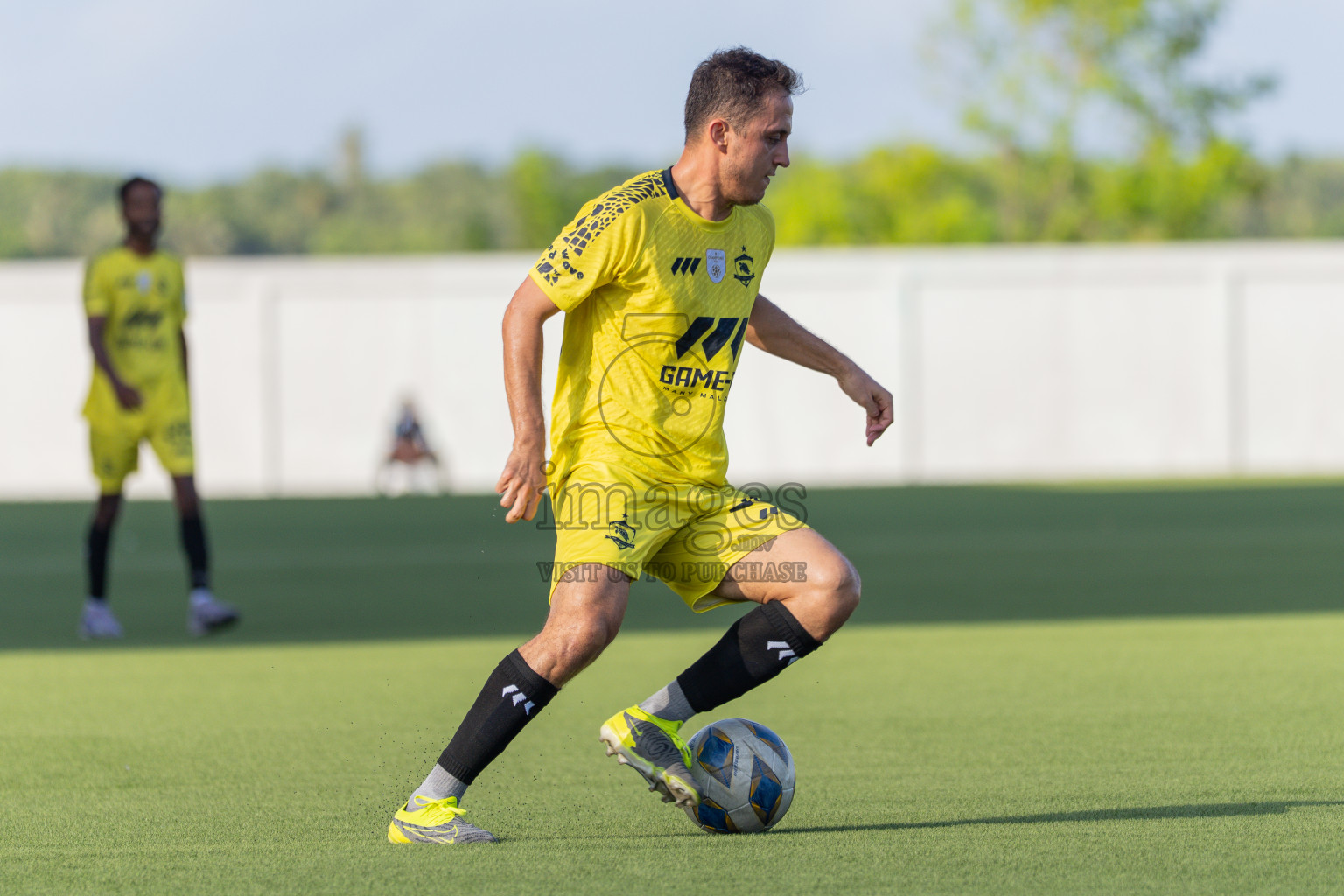 Velaa Sports Club vs Team Middle East in Day 3 of Eydhafushi Cup 2025 held in Eydhafushi Football Stadium at B. Eydhafushi, Maldives on Sunday, 7th September 2025. Photos: Arif Rasheed / images.mv