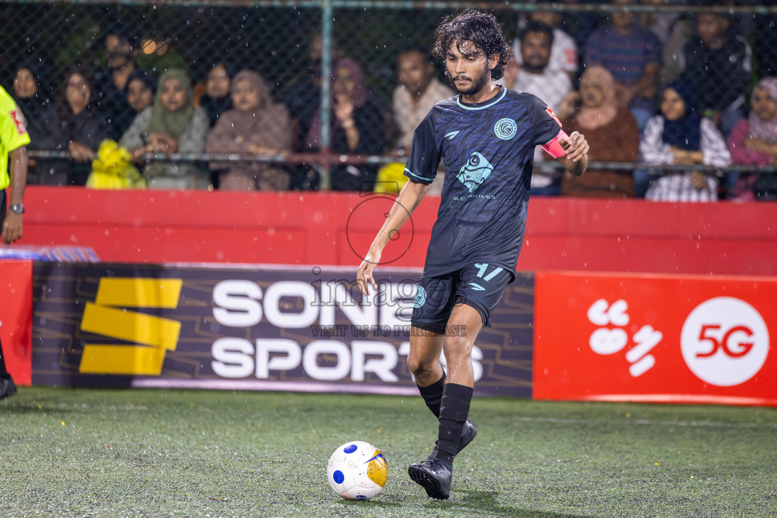 Sh Kanditheemu vs Sh Feydhoo in Day 6 of Golden Futsal Challenge 2025 on Friday, 6th January 2025, in Hulhumale', Maldives
Photos: Ismail Thoriq / images.mv