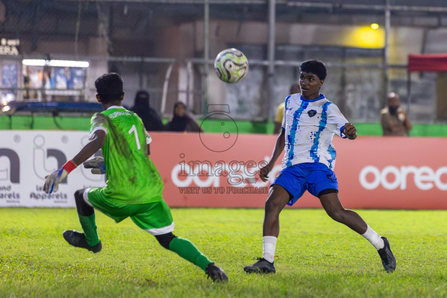 Super United Sports vs Huriyya (U16) in Day 8 of Dhivehi Youth League 2024 held at Henveiru Stadium on Monday, 2nd December 2024. Photos: Mohamed Mahfooz Moosa / Images.mv