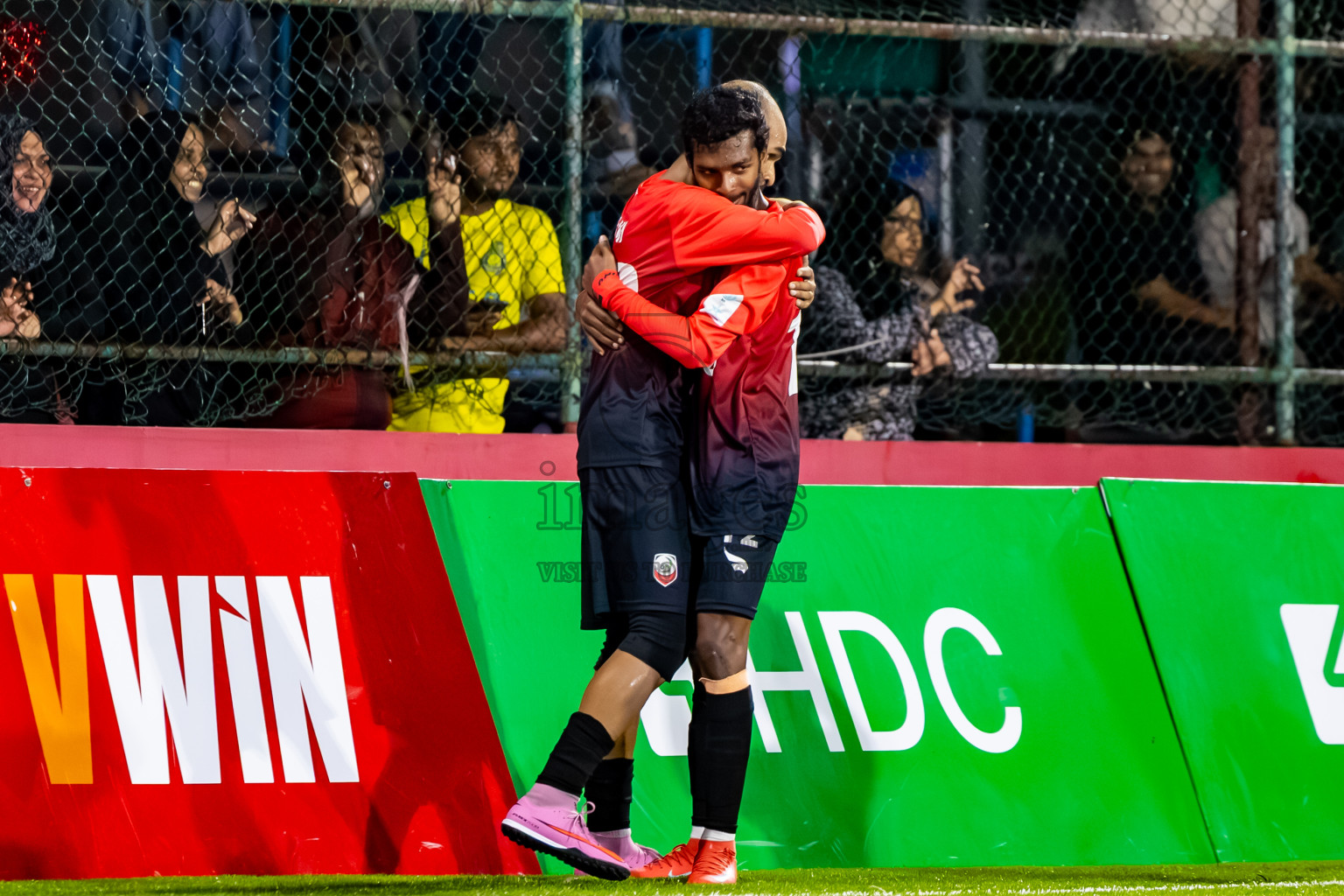 Club Binara vs FRC in Quater Finals of Club Maldives Cup Classic 2025 was held in Rehendi Futsal Ground, Hulhumale', Maldives on Saturday, 27th September 2025. Photos: Nausham Waheed / images.mv