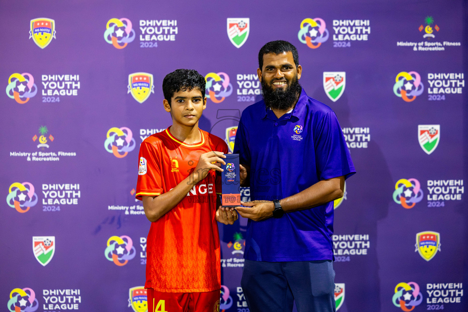 Victory Sports Club vs Hurriyya Sports Club (U14) in Day 9 of Dhivehi Youth League 2024 held at Henveiru Stadium on Saturday, 14th December 2024. Photos: Nausham Waheed / Images.mv