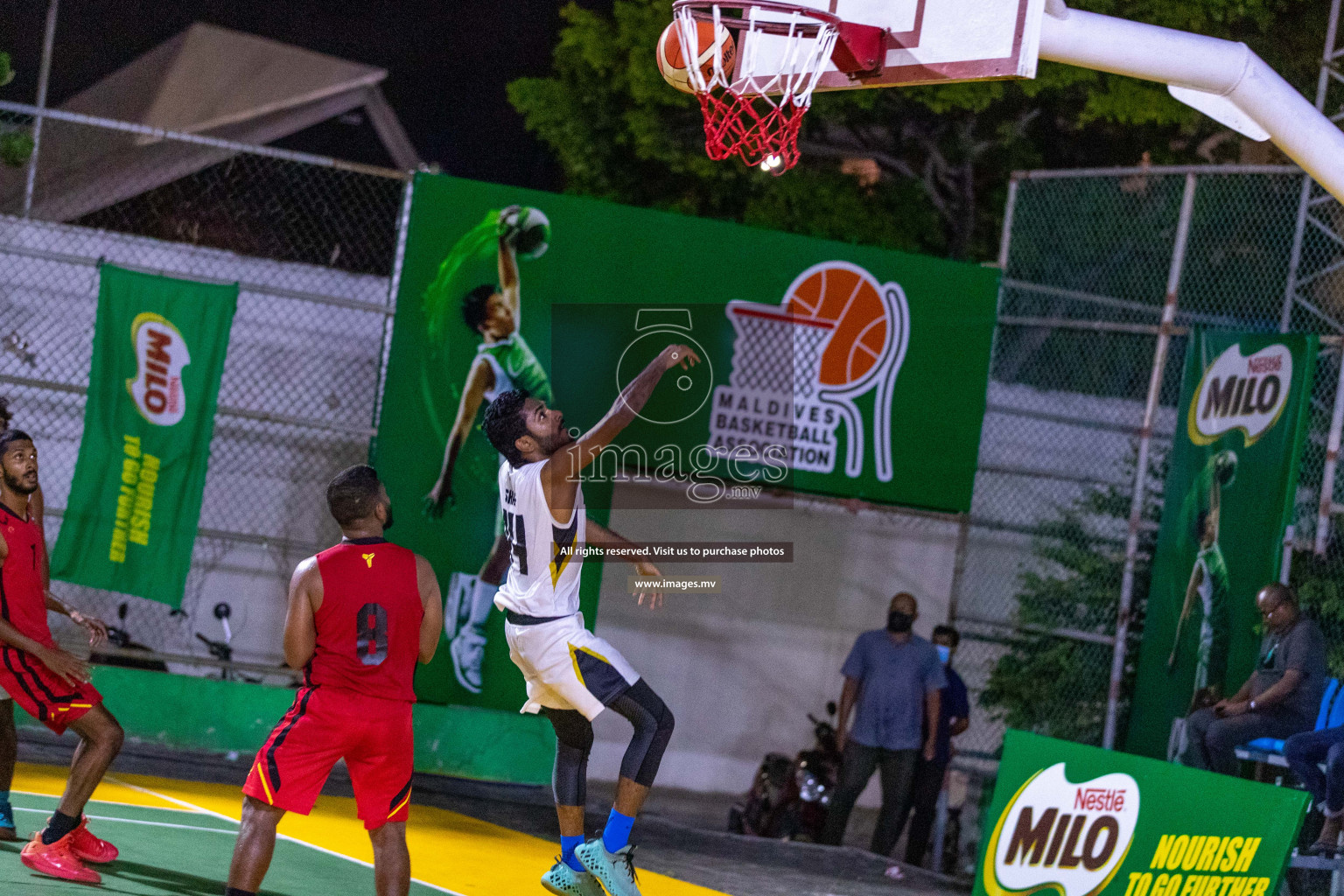 Finals of Weekend League 2021 was held on Monday, 6th December 2021, at Ekuveni Outdoor Basketball court Photos: Ismail Thoriq / images.mv