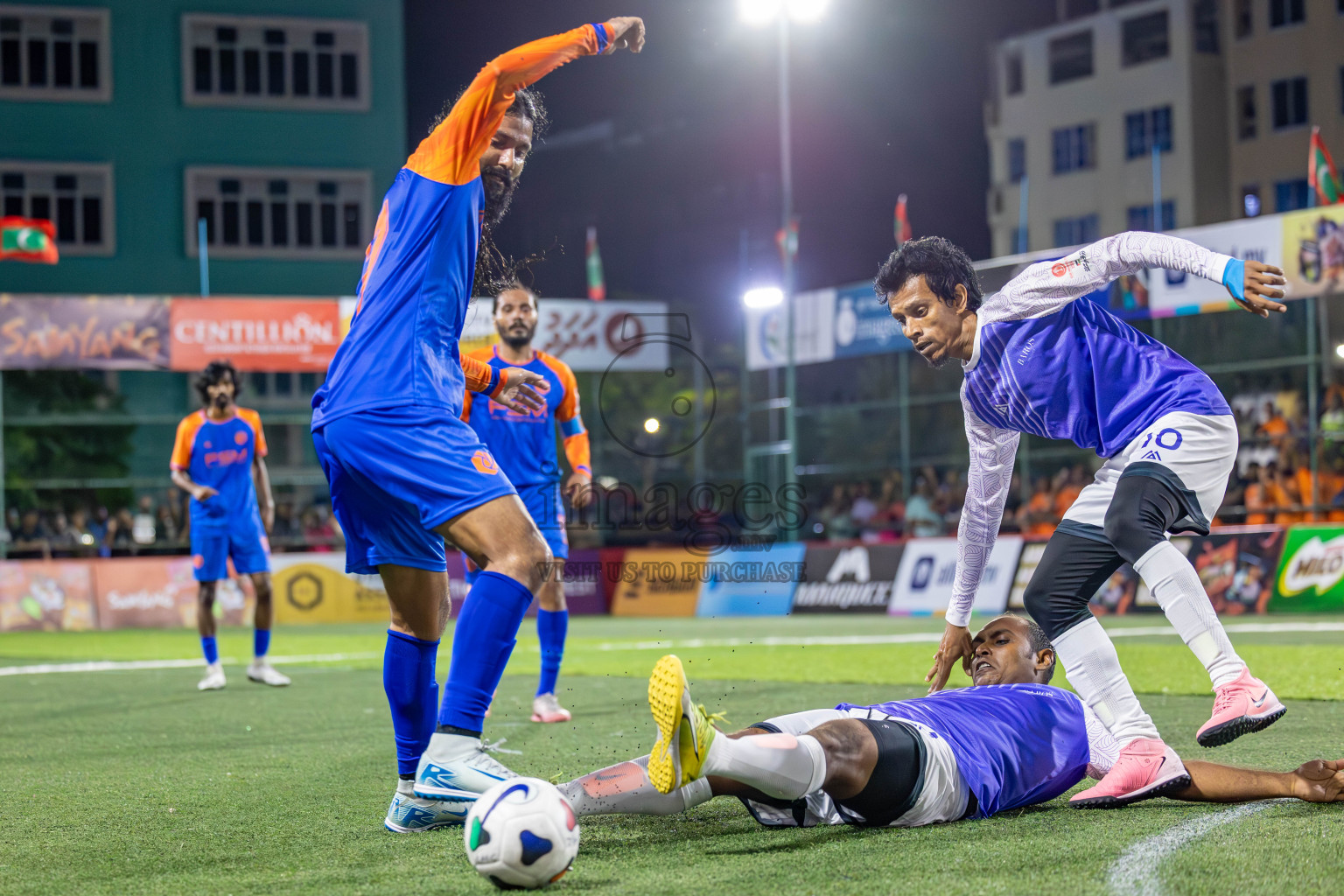 Team FSM vs Baros Maldives in Club Maldives Cup 2024 held in Rehendi Futsal Ground, Hulhumale', Maldives on Friday, 27th September 2024. 
Photos: Shuu Abdul Sattar / images.mv