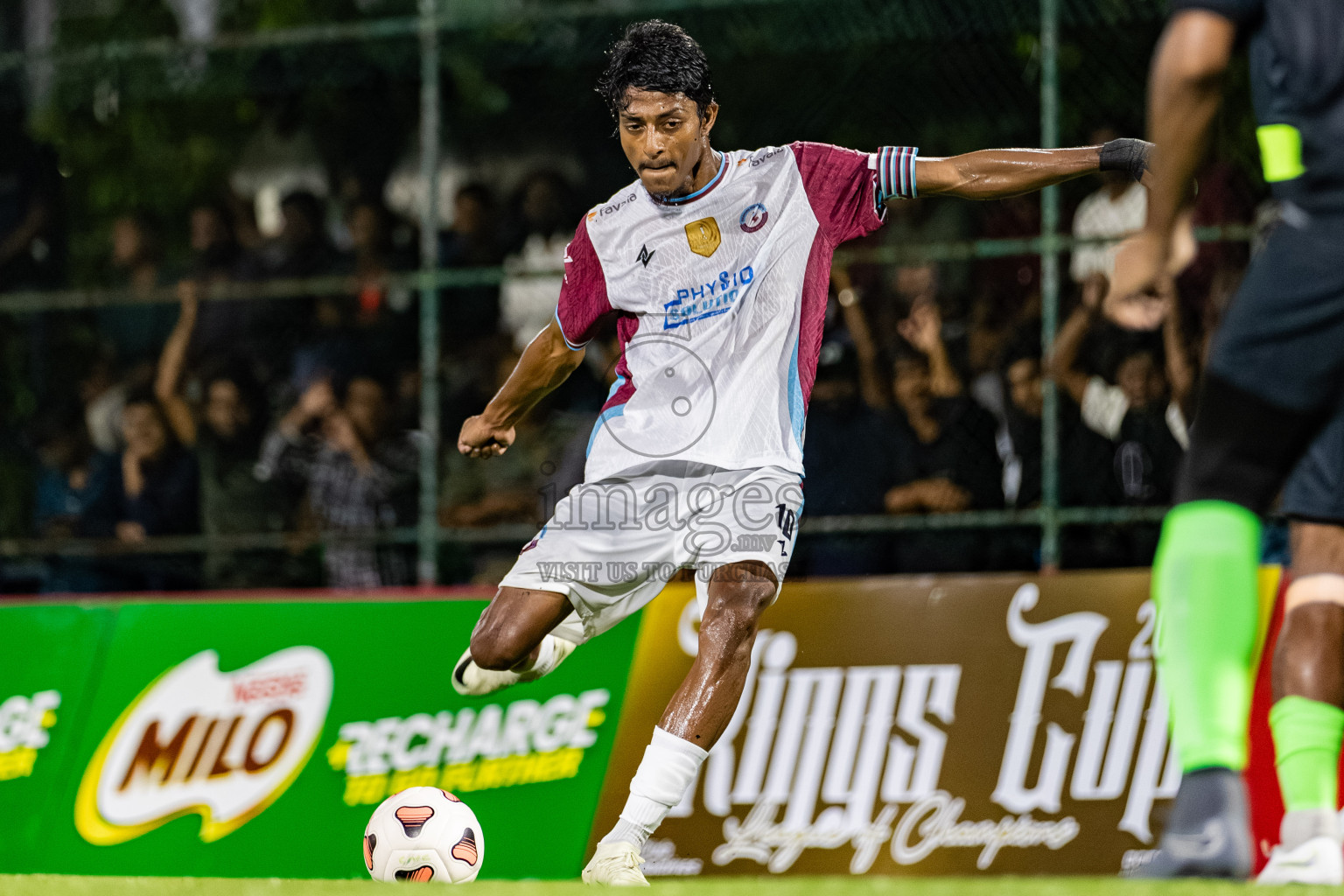 Kulhivaru Vuzara Club vs RRC in Kings Cup of Club Maldives Cup 2025 held in Rehendi Futsal Ground, Hulhumale', Maldives on Monday, 1st September 2025. Photos: Areef, Yasna / images.mv
