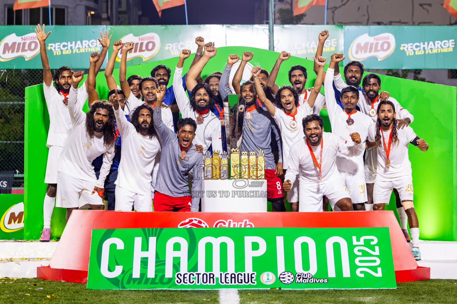 Arena vs Hawks in the Final of Milo Sector League 2025 was held in Rehendhi Futsal Ground, Hulhumale', Maldives on Tuesday, 18th November 2025. Photos: Nausham Waheed  / images.mv