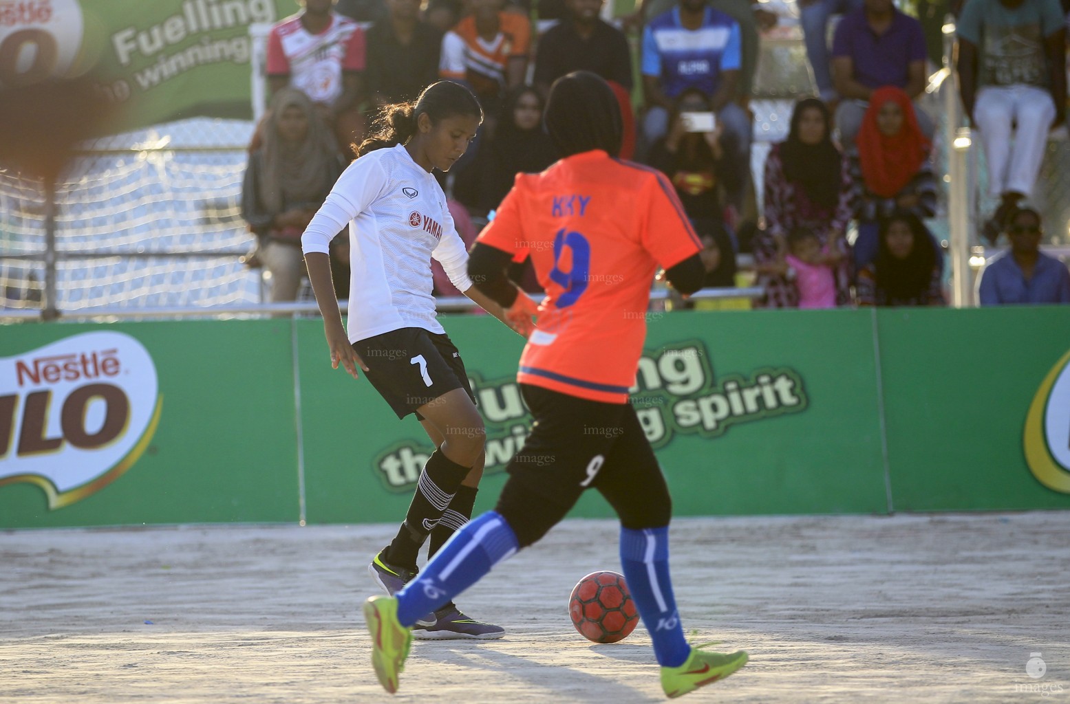 Day 8 of Milo Club Maldives Futsal Tournament 2016 (Images.mv Photo: Mohamed Ahsan) 