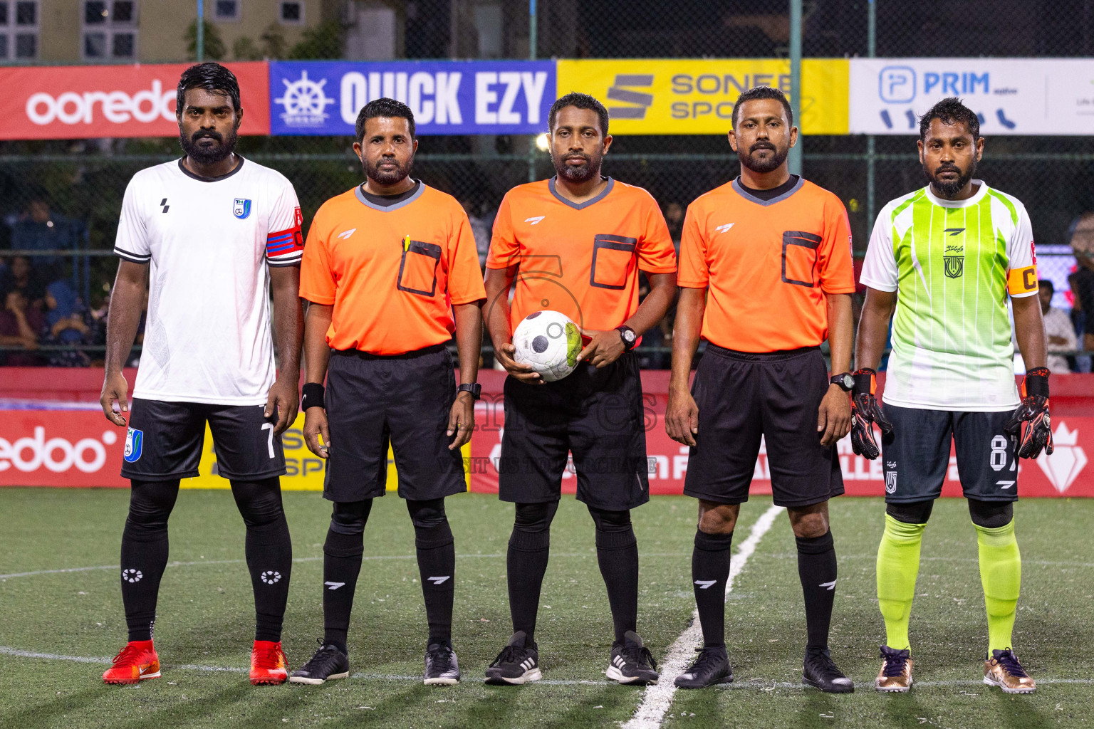 HDh Hanimaadhoo vs HDh Vaikaradhoo in Day 6 of Golden Futsal Challenge 2024 was held on Saturday, 20th January 2024, in Hulhumale', Maldives
Photos: Ismail Thoriq / images.mv