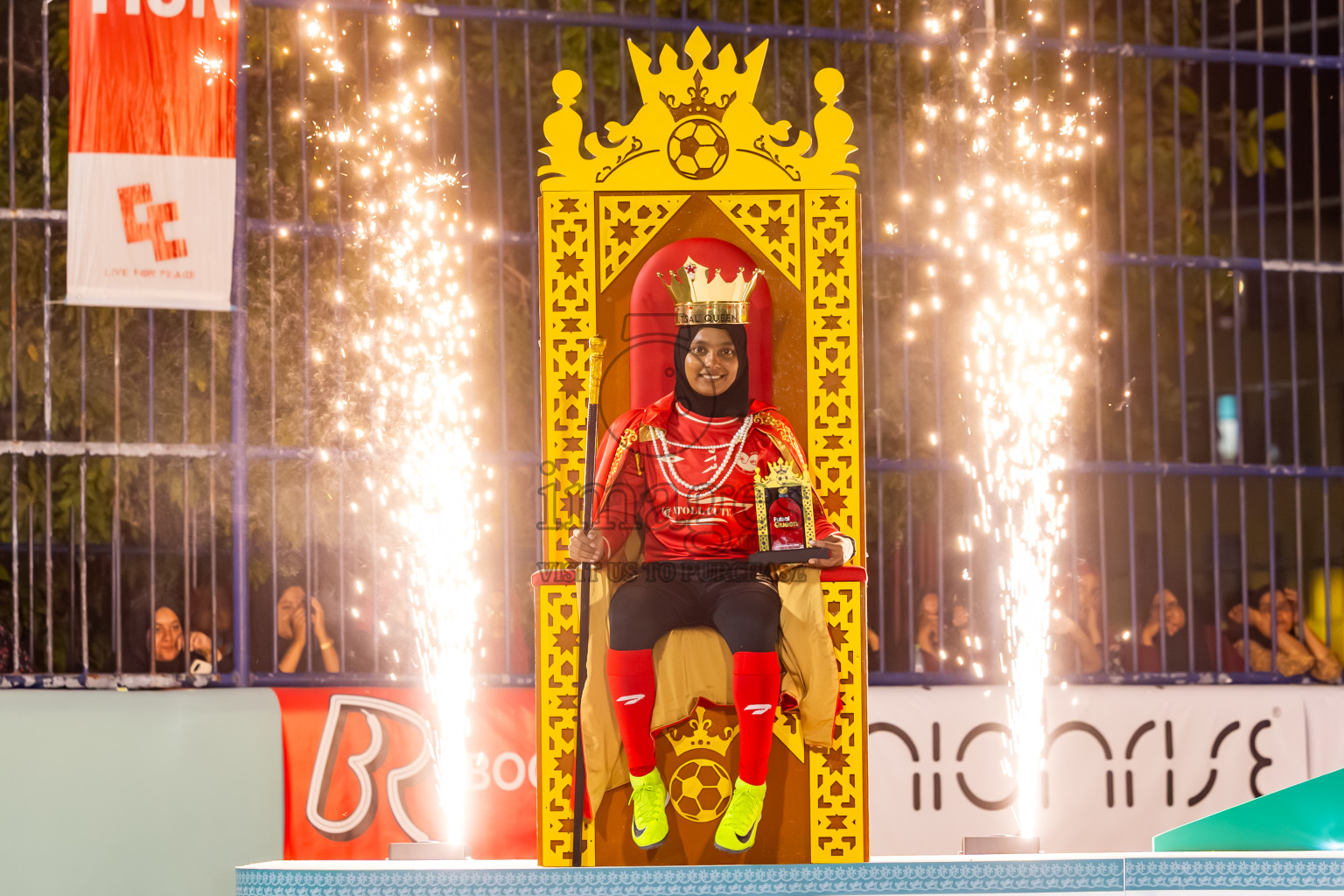 Closing Ceremony of Better in Baa Futsal Fiesta 2025 held in B. Eydhafushi, Maldives on Monday, 17th November 2025. Photos: Nausham Waheed / images.mv