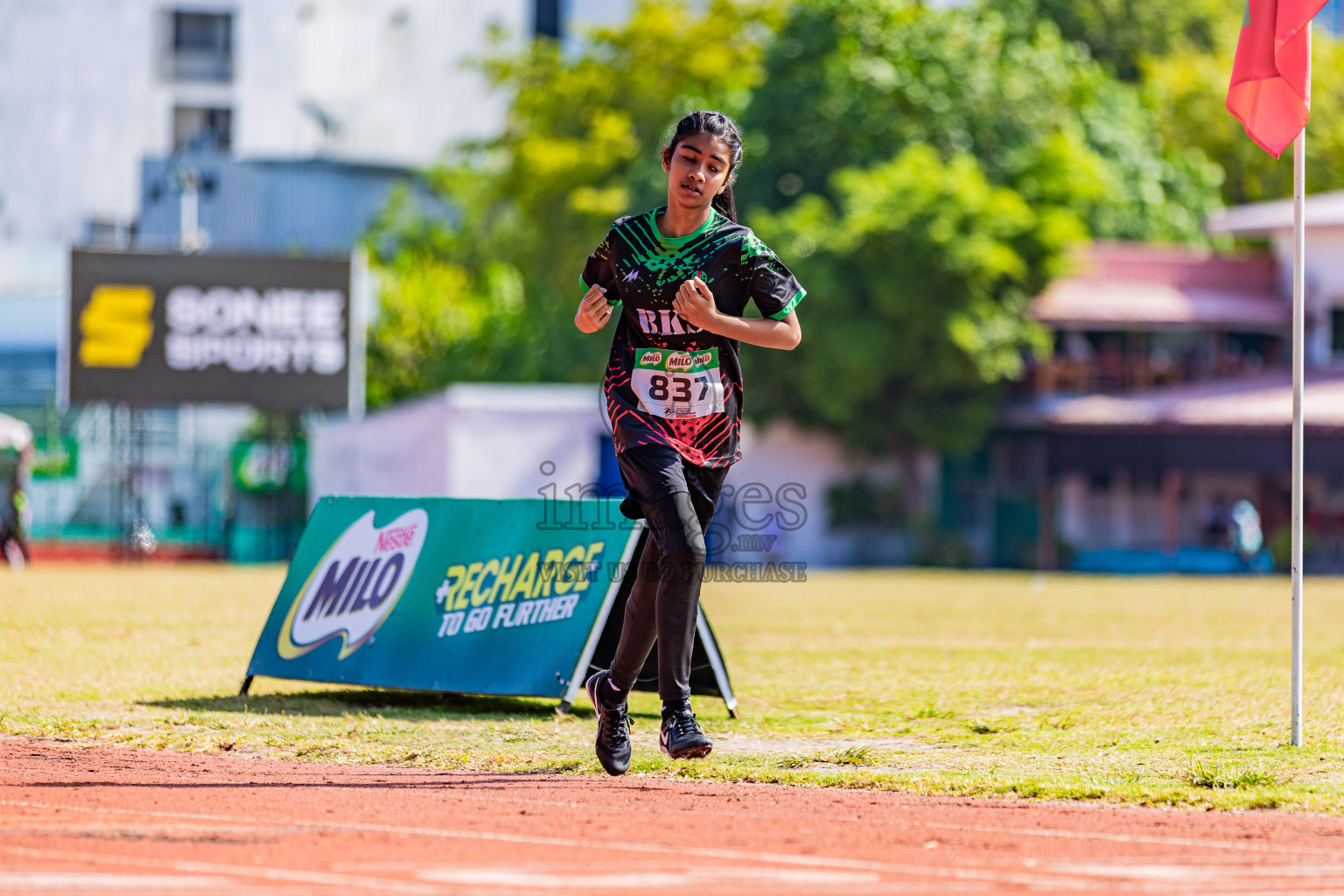 Day 3 of Inter-school Athletics Championship 2025 held in Ekuveni Synthetic Track, Male', Maldives on Wednesday, 08th October 2025. Photos by: Areef Adam / Images.mv