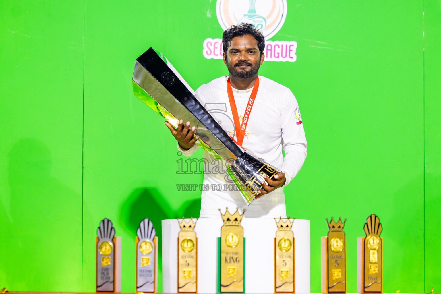 Arena vs Hawks in the Final of Milo Sector League 2025 was held in Rehendhi Futsal Ground, Hulhumale', Maldives on Tuesday, 18th November 2025. Photos: Nausham Waheed  / images.mv