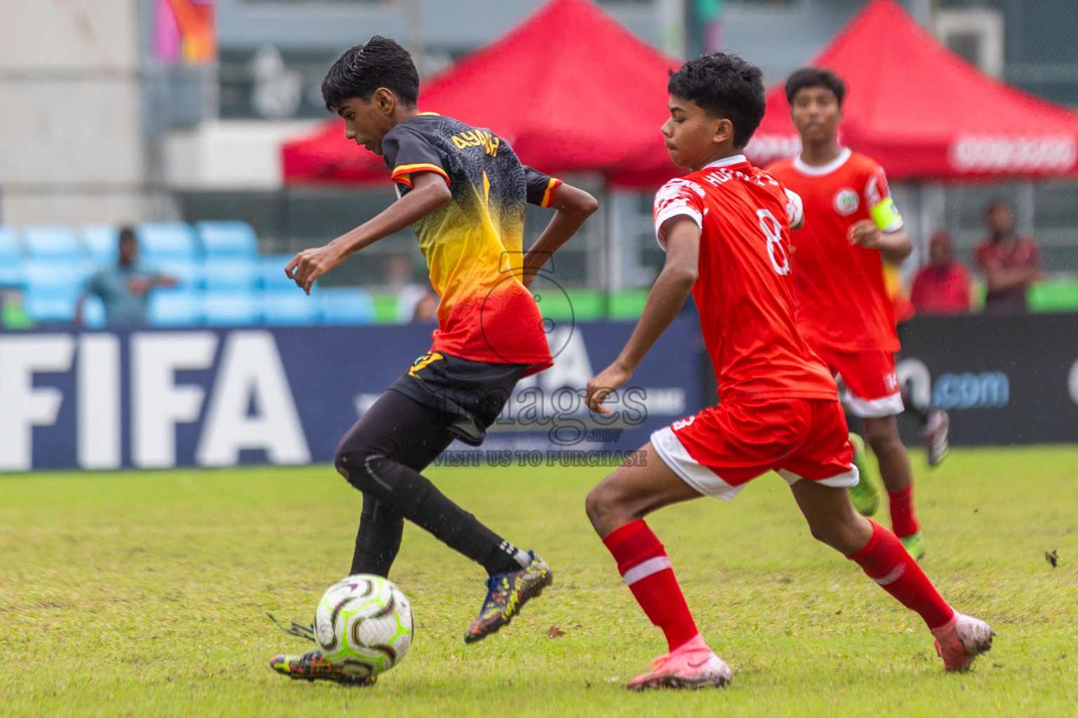 Eagles vs Hurriya in day 6 of Dhivehi Youth League 2024 held at Henveiru Stadium on Saturday 30th November 2024. Photos: Shuu Abdul Sattar/ Images.mv