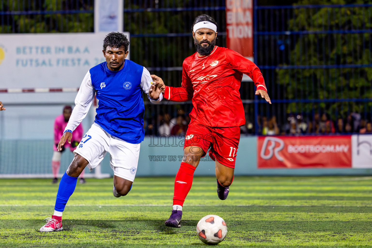 Goidhoo vs Hithaadhoo in Semi Finals of Better in Baa Futsal Fiesta 2025 Men's division held in B. Eydhafushi, Maldives on Saturday, 15th November 2025. Photos: Nausham Waheed / images.mv