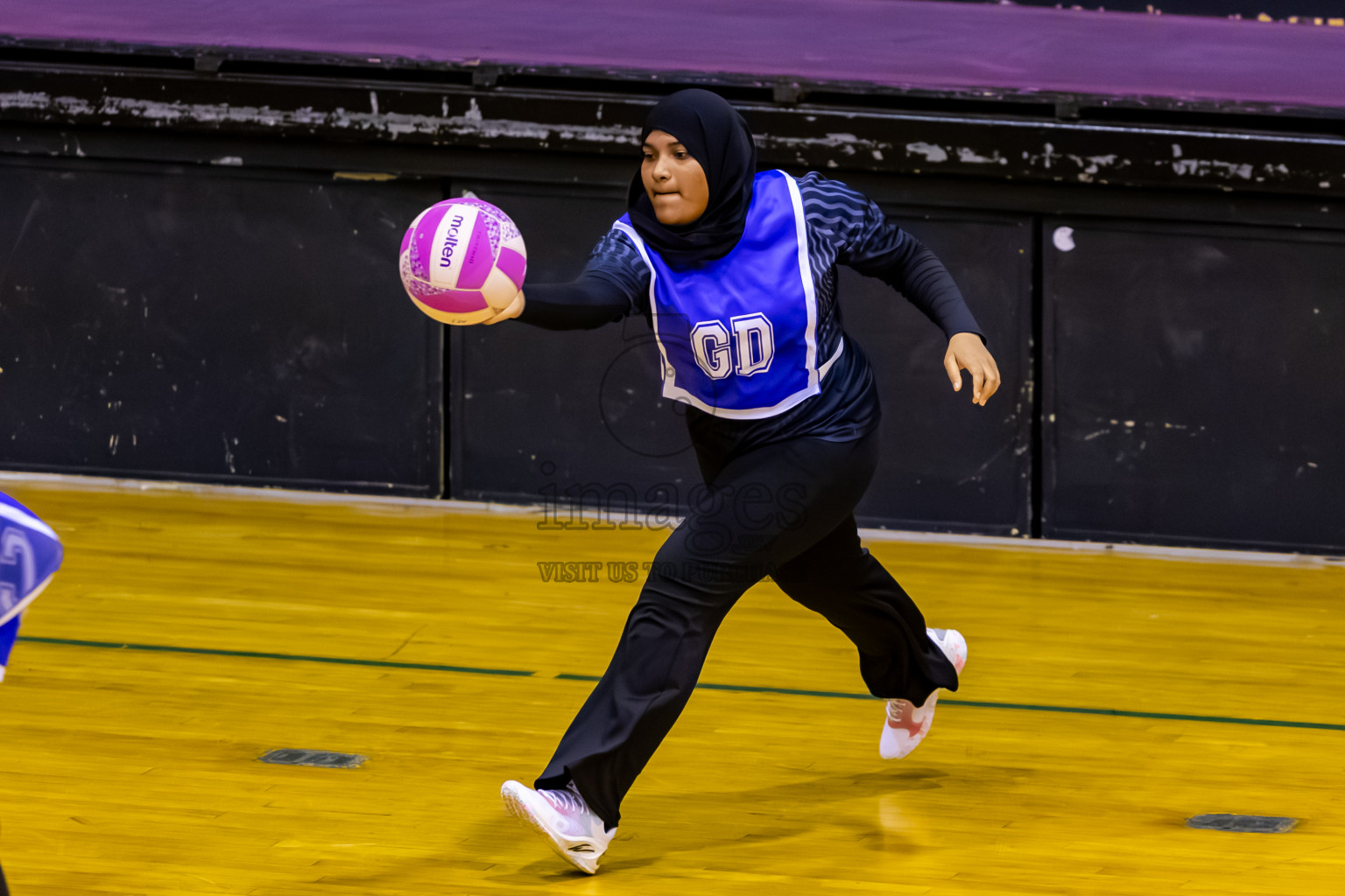 C Green Streets vs SC Shinning Star in Day 5 of 24th Milo Netball Association Championship held in Social Center at Male', Maldives on Friday, 5th September 2025. Photos: Nausham Waheed / images.mv