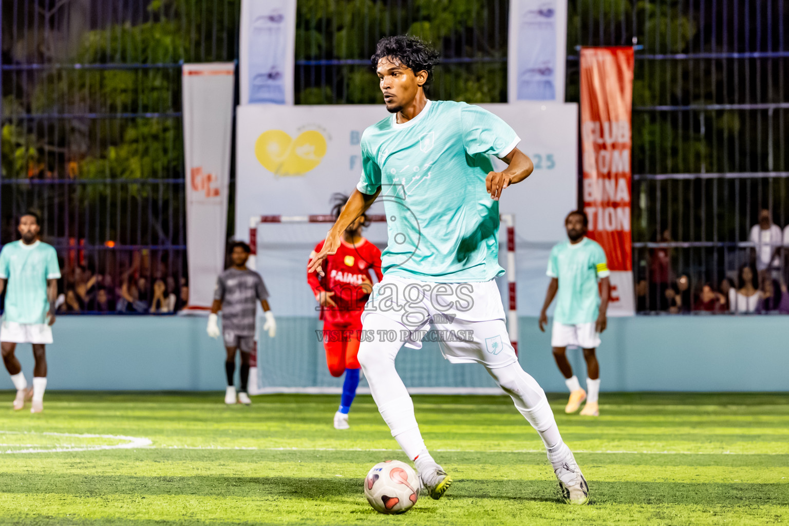 Dhonfan vs Eydhafushi in Day 4 of Better in Baa Futsal Fiesta 2025 Men's division held in B. Eydhafushi, Maldives on Saturday, 8th November 2025. Photos: Nausham Waheed / images.mv