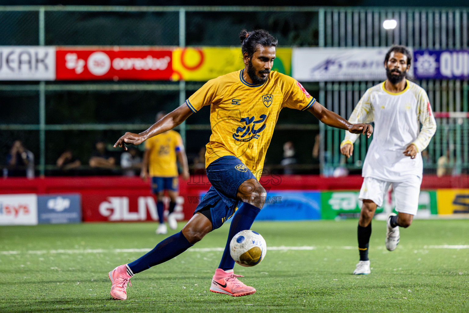 Mahchangoalhi vs Maafannu in zone round on Day 31 of Golden Futsal Challenge 2025 was held on Tuesday , 4th February 2025, in Hulhumale', Maldives. Photos: Nausham Waheed / images.mv