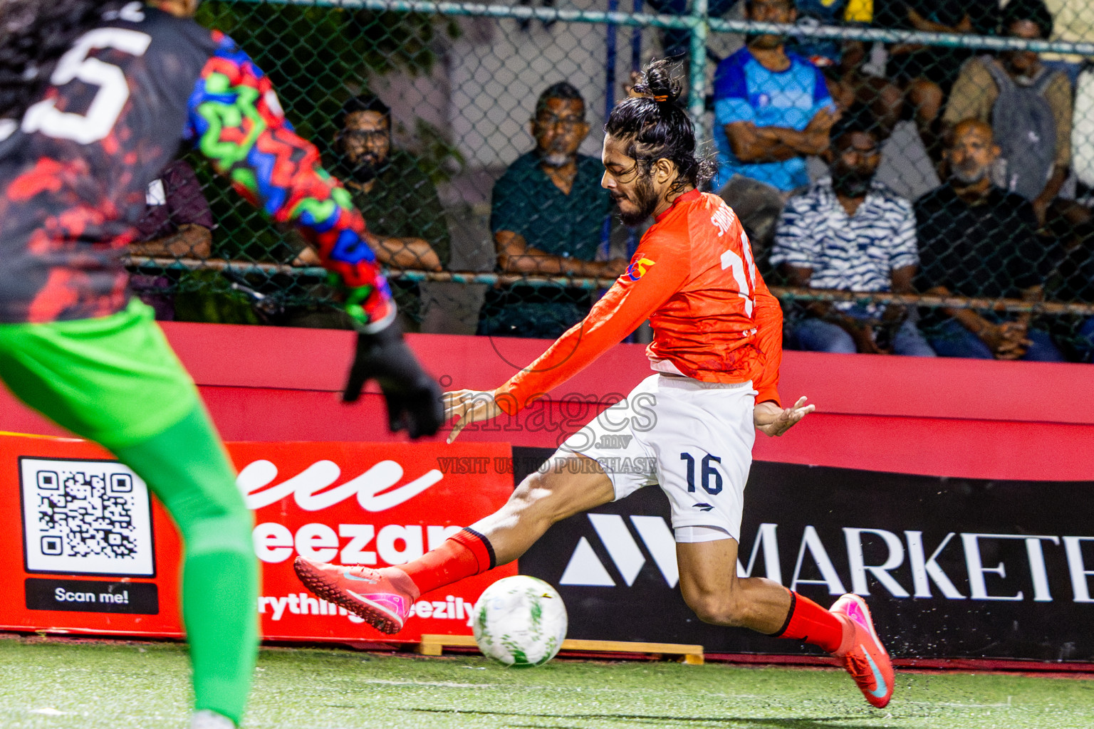 STELCO vs FENAKA in Day 15 of Office League 2025 was held on Friday, 2nd May 2025 in Hulhumale', Maldives. Photos: Nausham Waheed / images.mv