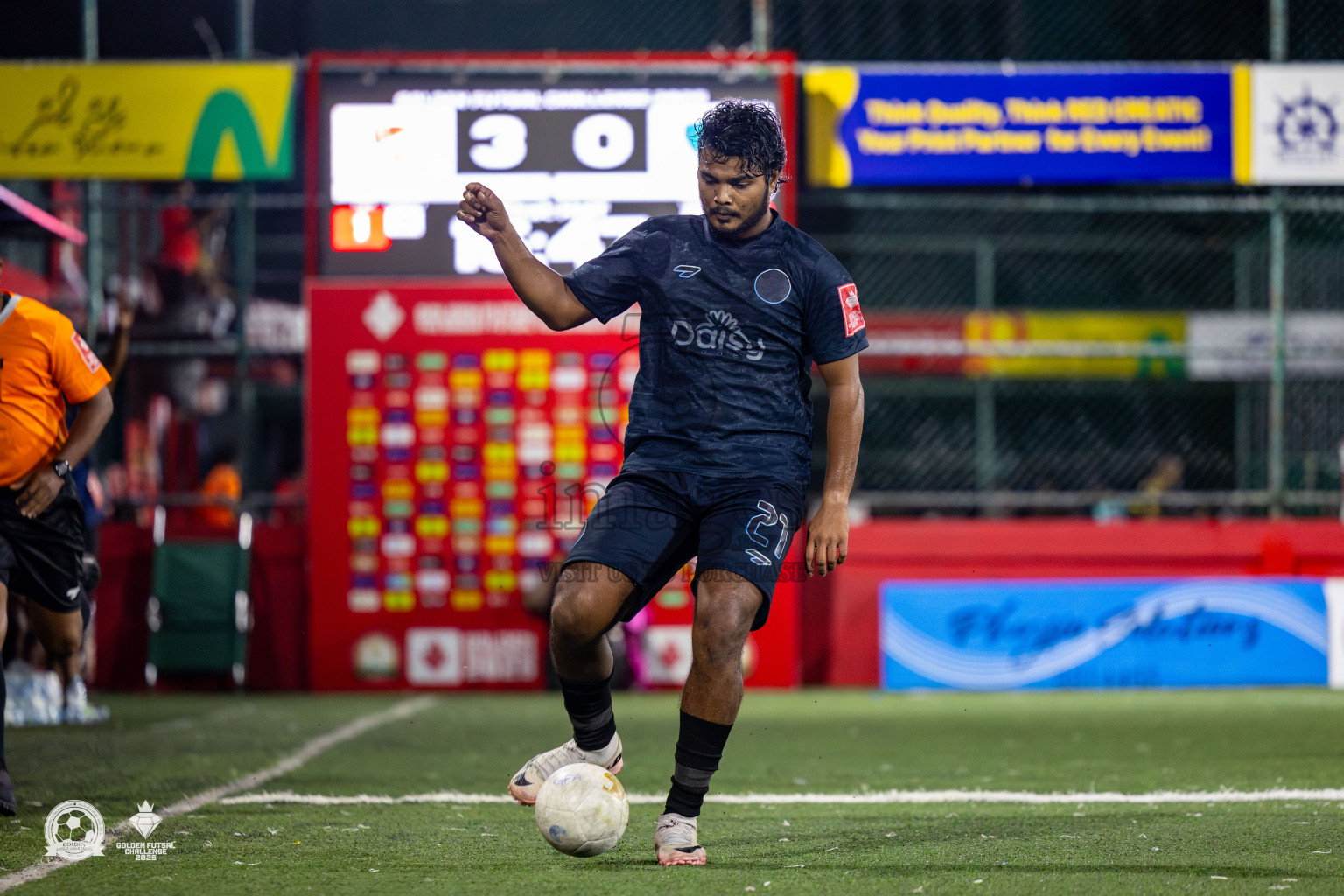 Dh Kudahuvadhoo vs Dh Bandidhoo in Day 21 of Golden Futsal Challenge 2025 was held on Saturday , 25th January 2025, in Hulhumale', Maldives. Photos: Nausham Waheed / images.mv