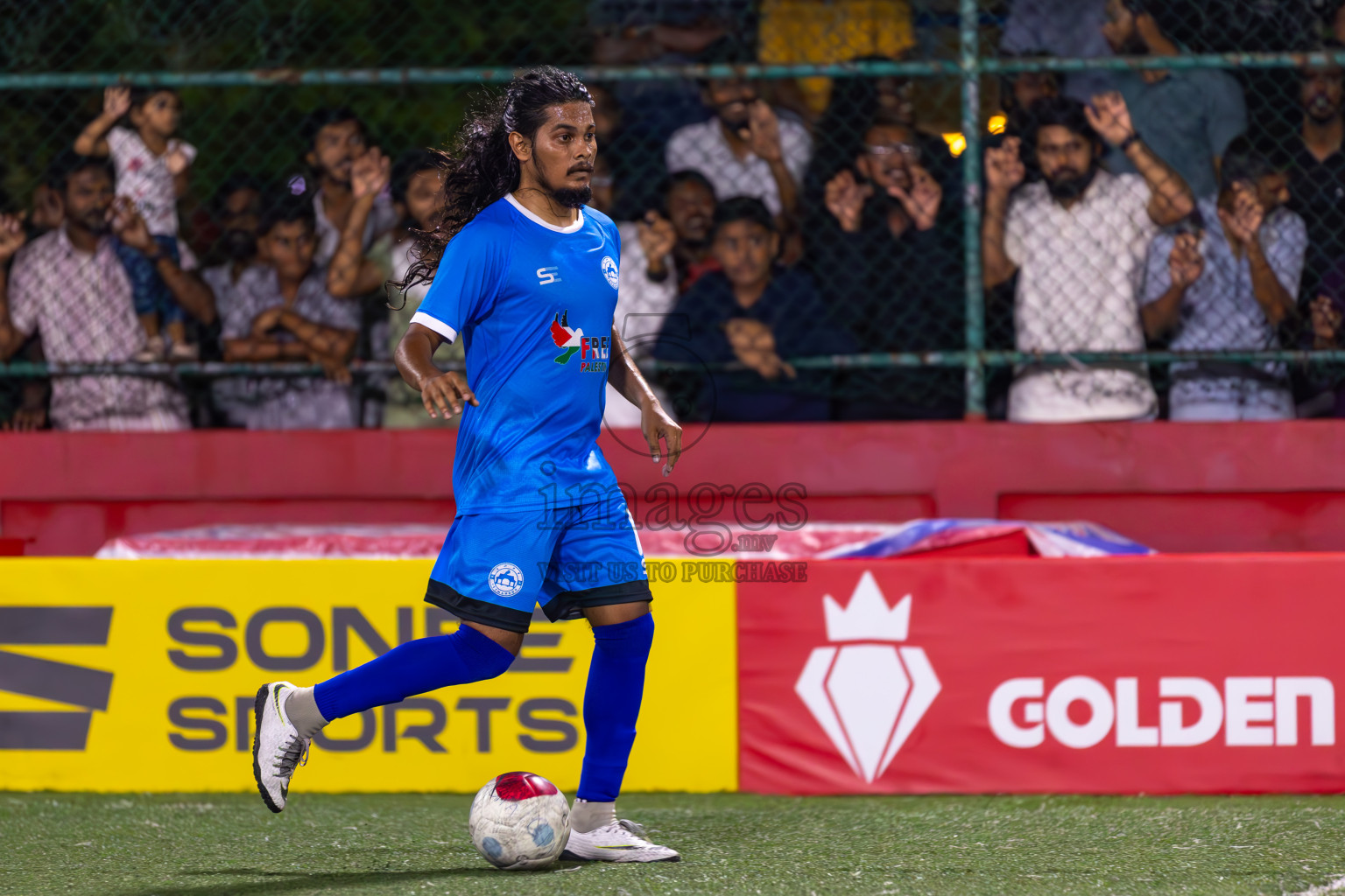 Th Veymandoo vs Th Hirilandhoo in Day 11 of Golden Futsal Challenge 2024 was held on Thursday, 25th January 2024, in Hulhumale', Maldives
Photos: Ismail Thoriq / images.mv