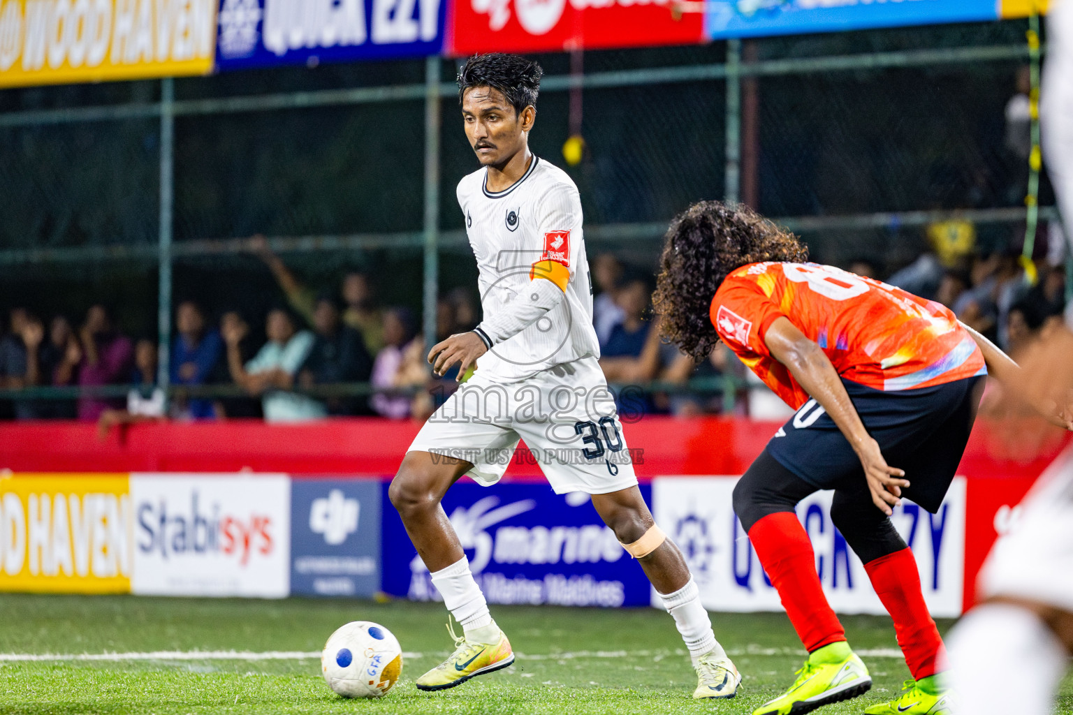 SH Kanditheemu vs R Dhuvaafaru in Zone round Day 27 of Golden Futsal Challenge 2025 was held on Friday , 31st January 2025, in Hulhumale', Maldives. Photos: Nausham Waheed / images.mv