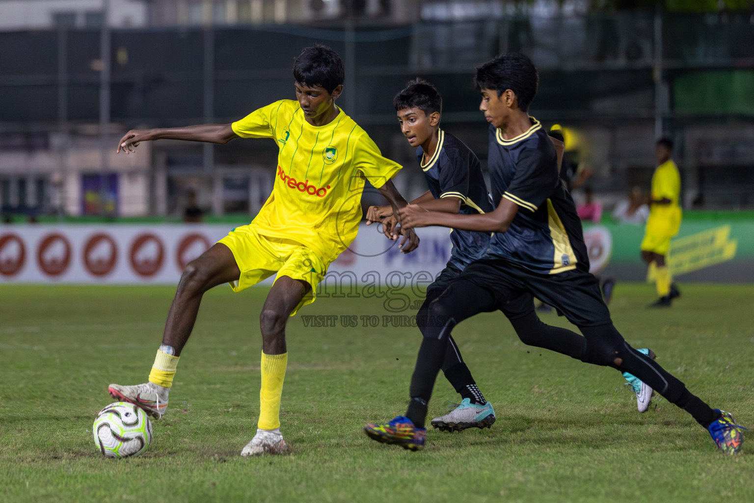 Eagles vs Maziya (U14) in Dhivehi Youth League 2024 - Day 2. Matches held at Henveiru Stadium on 22nd November 2024 , Friday. Photos: Shuu Abdul Sattar/ Images.mv