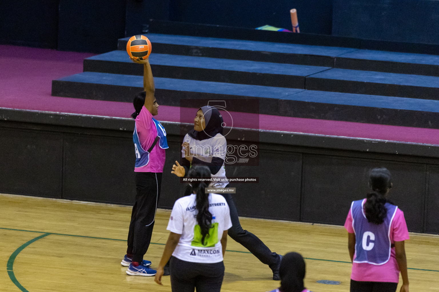 Sports Club Shining Star vs Club Green Streets in the Milo National Netball Tournament 2022 on 17 July 2022, held in Social Center, Male', Maldives. Photographer: Hassan Simah / Images.mv