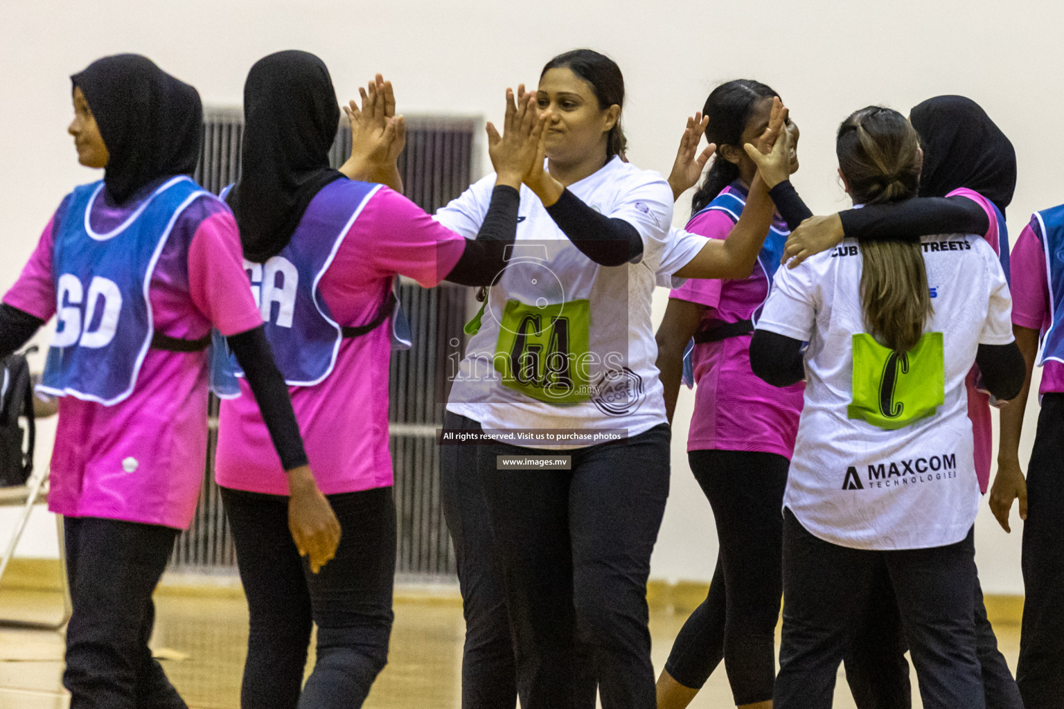 Sports Club Shining Star vs Club Green Streets in the Milo National Netball Tournament 2022 on 17 July 2022, held in Social Center, Male', Maldives. Photographer: Hassan Simah / Images.mv