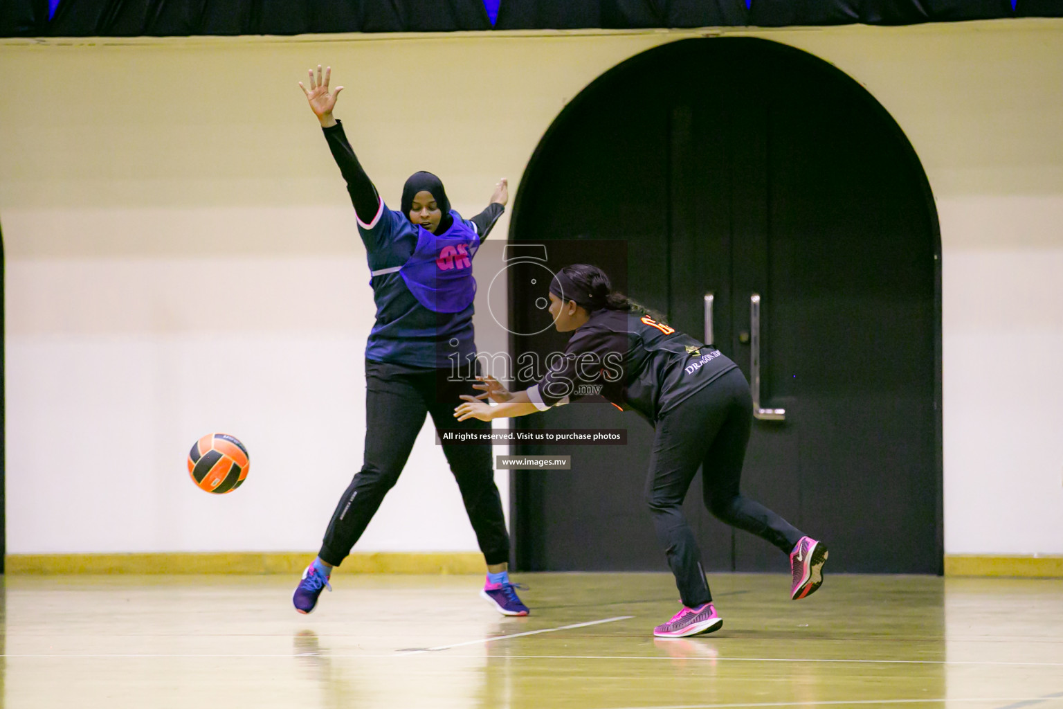 Xenith Sports Club vs Club Matrix in the Milo National Netball Tournament 2022 on 18 July 2022, held in Social Center, Male', Maldives. Photographer: Ahmed Dhaadh / Images.mv