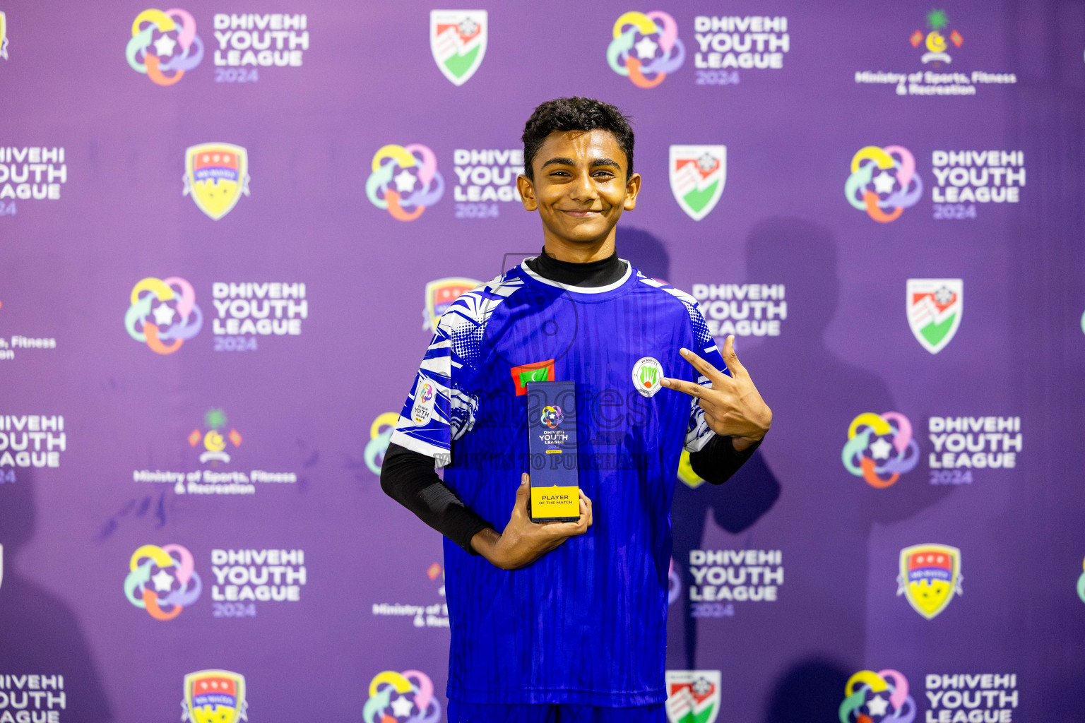 Victory Sports Club vs Hurriyya Sports Club (U12) in Day 9 of Dhivehi Youth League 2024 held at Henveiru Stadium on Saturday, 14th December 2024. Photos: Nausham Waheed / Images.mv