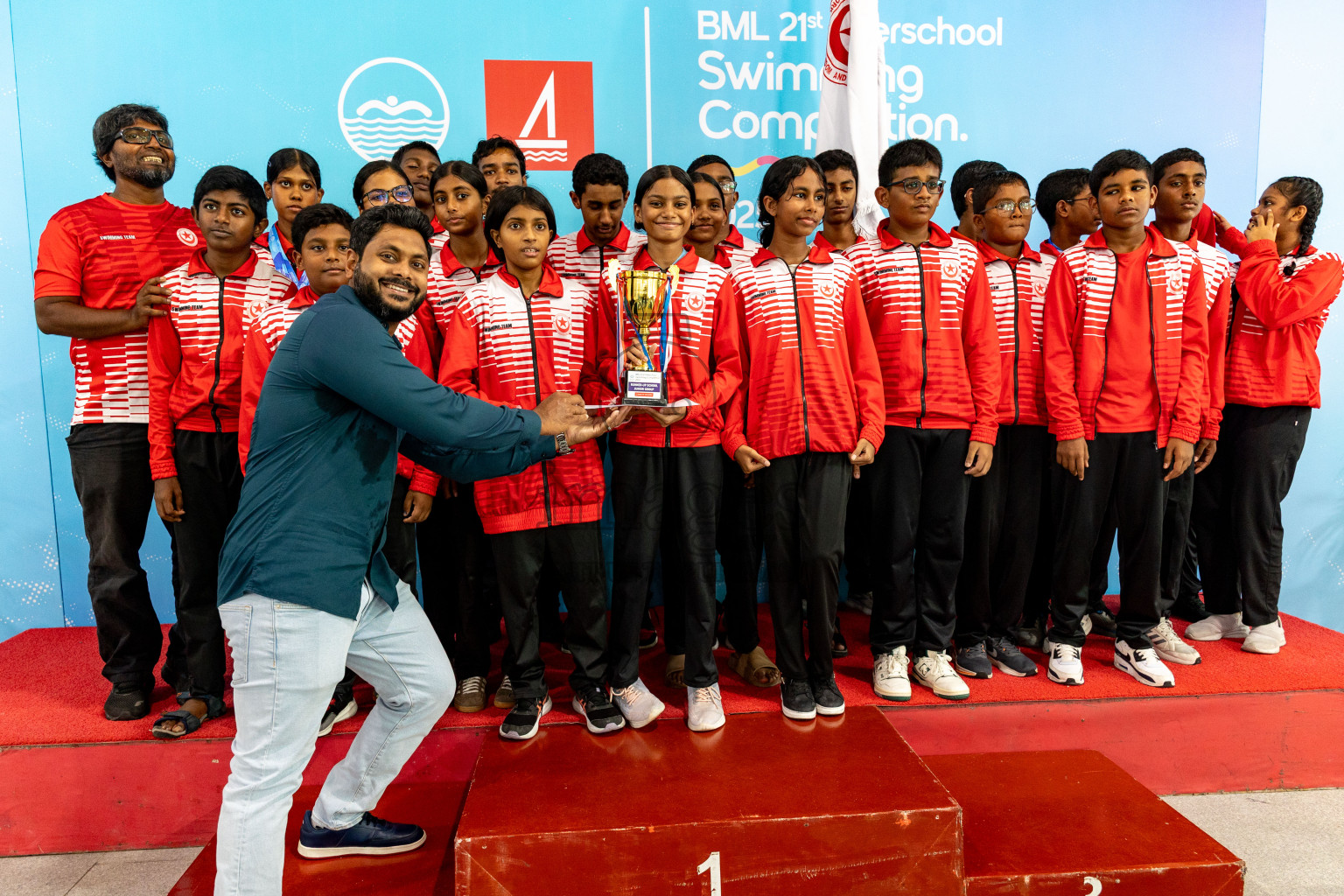 Closing Ceremony of BML 21st Interschool Swimming Competition 2025 .was held in Hulhumale' Swimming Pool, Hulhumale', Maldives on Saturday, 18th October 2025. 
Photos: Hassan Simah / images.mv