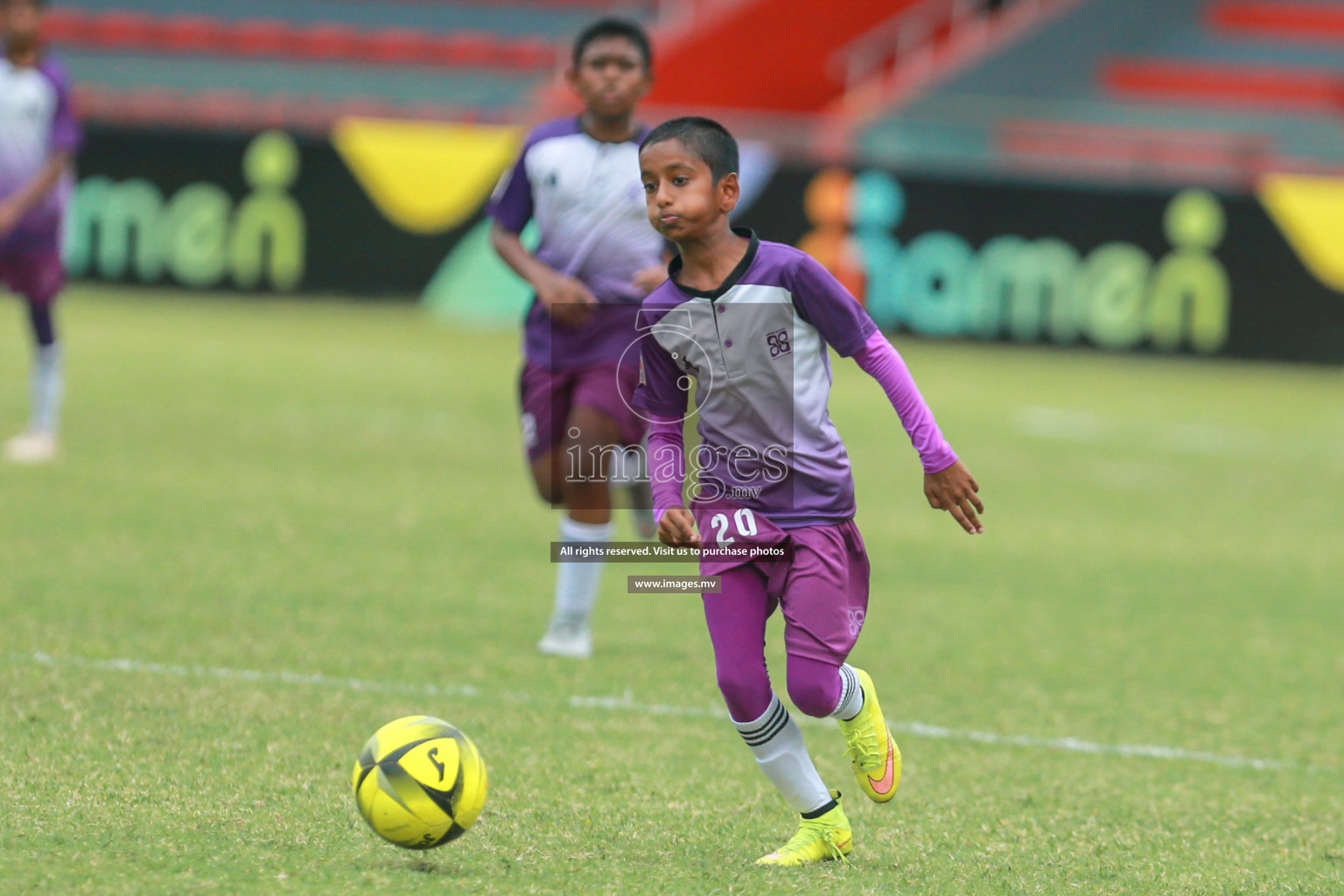 Hiriya School vs LH.EDU.CENTRE in MAMEN Inter School Football Tournament 2019 (U13) in Male, Maldives on 19th April 2019 Photos: Hassan Simah/images.mv