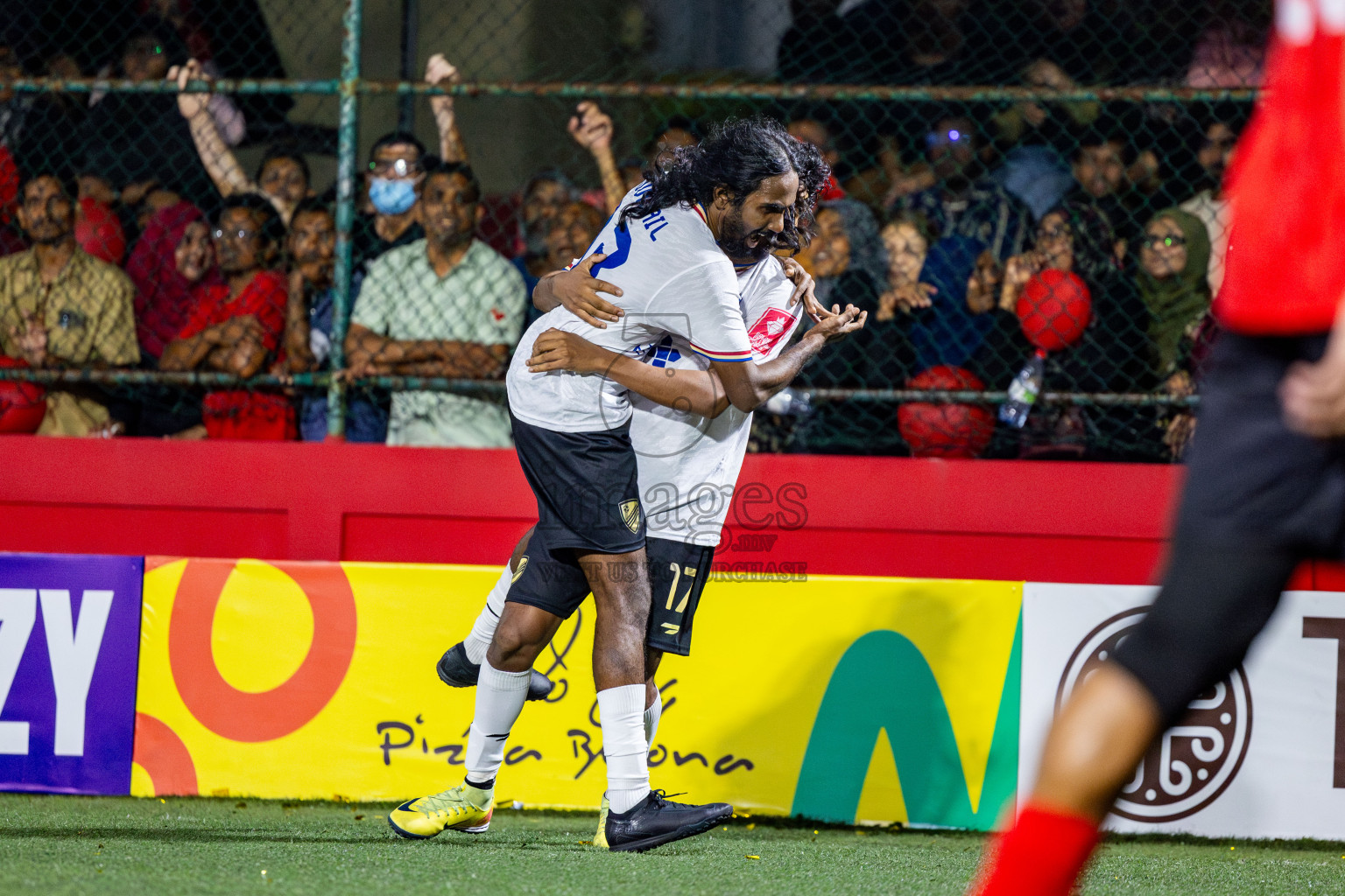 DH Maaenboodhoo vs DH Kudahuvadhoo in Dhaalu Atoll Finals in Day 25 of Golden Futsal Challenge 2025 was held on Wednesday , 28th January 2025, in Hulhumale', Maldives. Photos: Nausham Waheed / images.mv