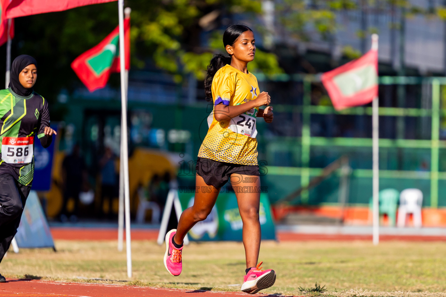 Day 2 of Inter-school Athletics Championship 2025 held in Ekuveni Synthetic Track, Male', Maldives on Tuesday, 07th October 2025. Photos by: Nausham Waheed / Images.mv