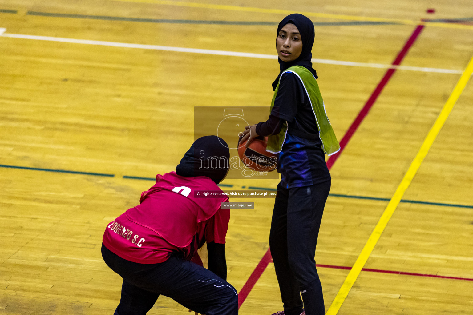 Lorenzo Sports Club vs Youth United Sports Club in the Milo National Netball Tournament 2022 on 20 July 2022, held in Social Center, Male', Maldives. Photographer: Hassan Simah / Images.mv