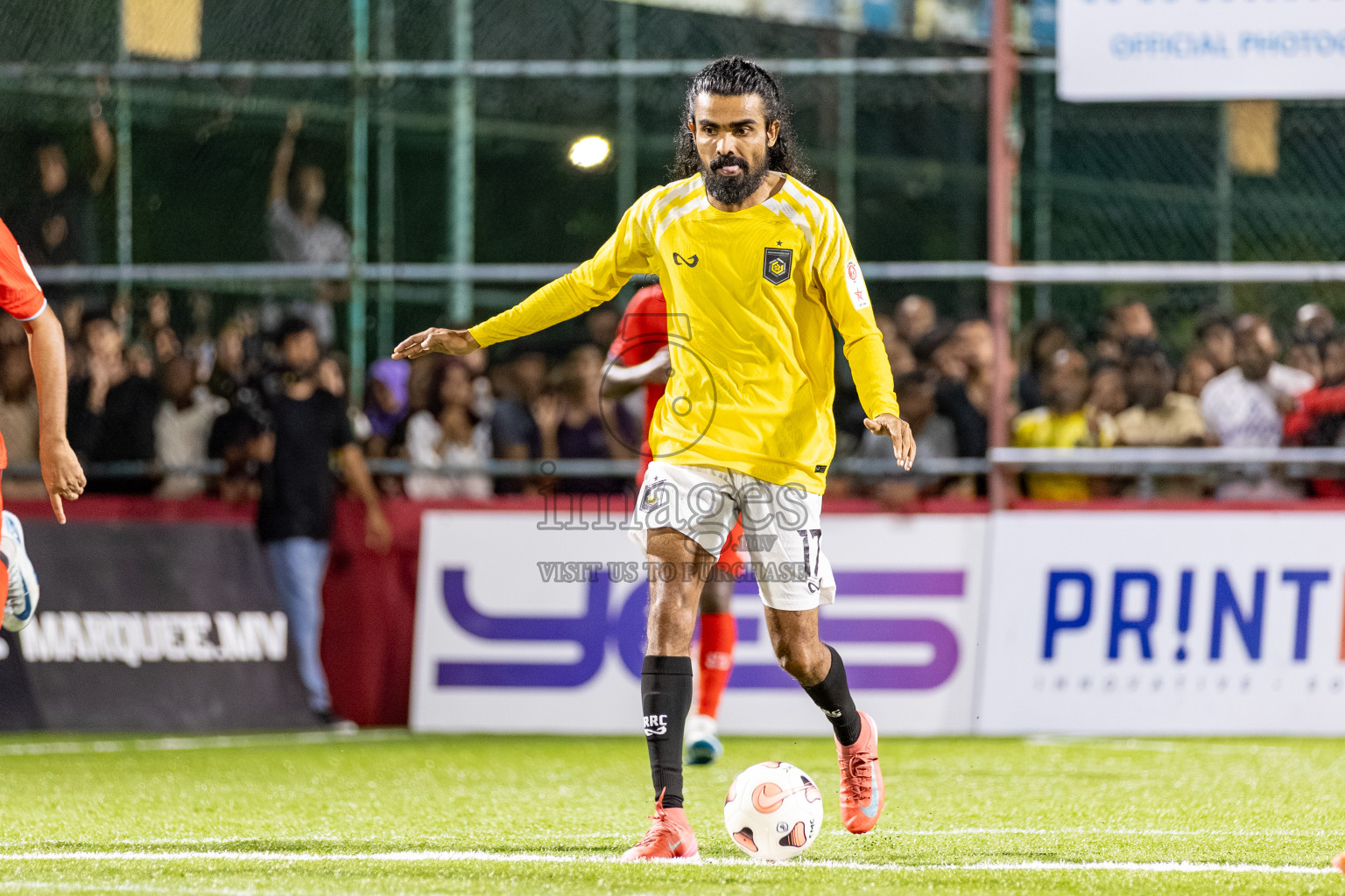 RRC vs STO RC in the Finals of Club Maldives Cup 2025 was held in Rehendhi Futsal Ground, Hulhumale', Maldives on Saturday, 25th October 2025. 
Photos: Hassan Simah / images.mv