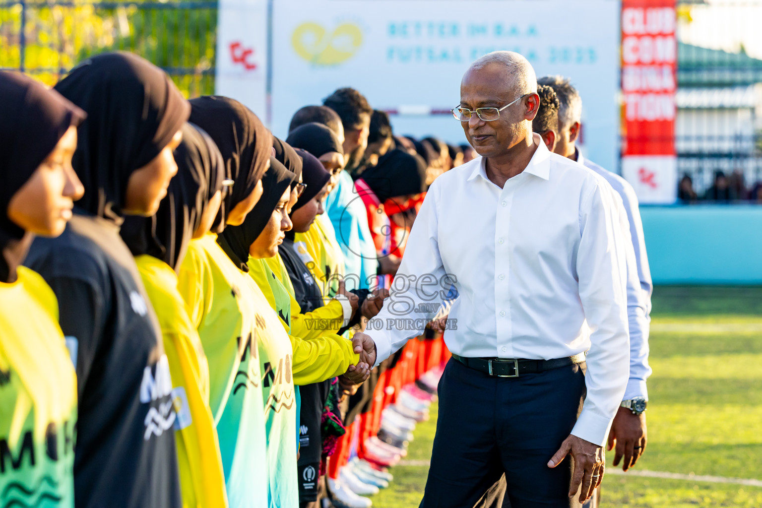 Kihaadhoo vs Goidhoo in Day 1 of Better in Baa Futsal Fiesta 2025 Woman's division held in B. Eydhafushi, Maldives on Wednesday, 5th November 2025. Photos: Nausham Waheed / images.mv