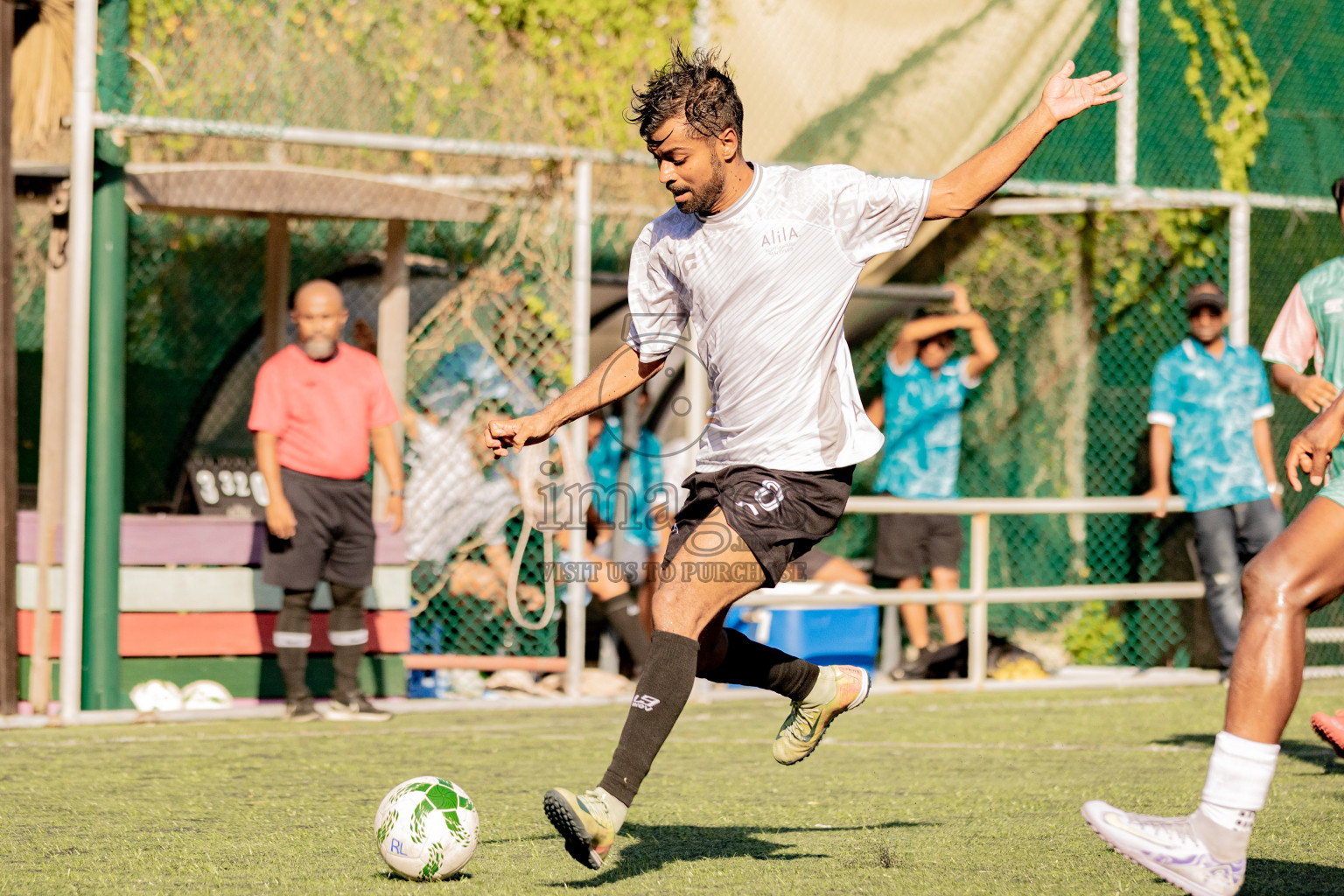 Resort League 2025 Raa Zone - Final Match
Joali vs kothaifaru in Resort League 2025 (Raa Zone) was held on Thursday, 21th august 2025 in JOALI Maldives Resort, Raa Atoll, Maldives. Photos: Areef Adam / images.mv