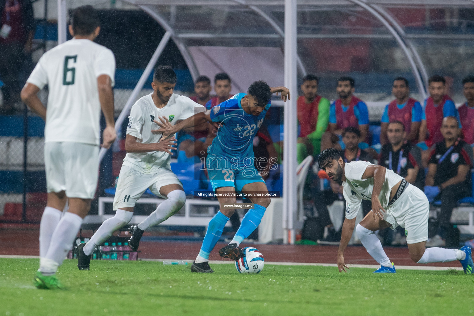 India vs Pakistan in the opening match of SAFF Championship 2023 held in Sree Kanteerava Stadium, Bengaluru, India, on Wednesday, 21st June 2023. Photos: Nausham Waheed / images.mv