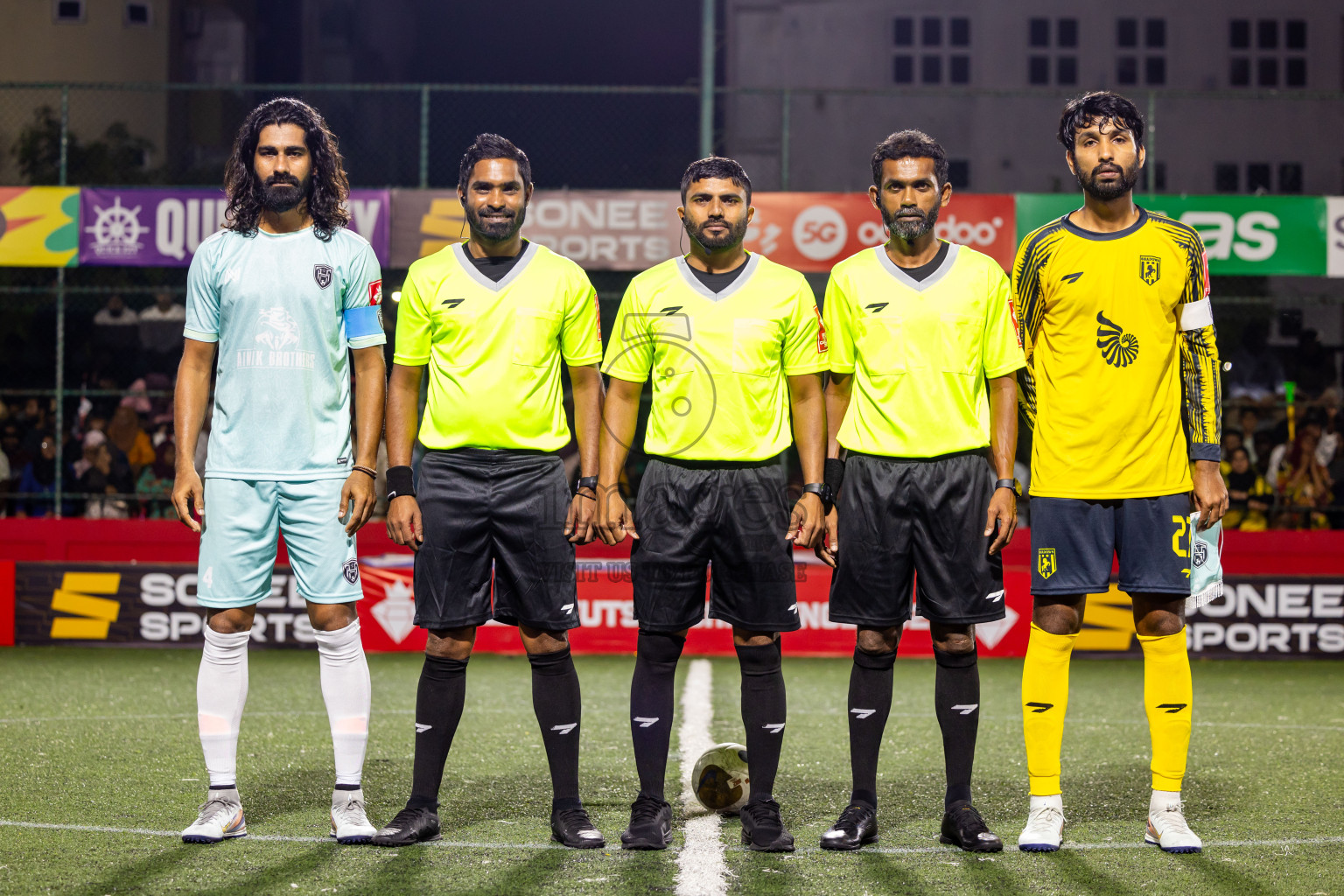 Lh Hinnavaru vs Lh Naifaru in Day 15 of Golden Futsal Challenge 2025 was held on Sunday, 19th January 2025, in Hulhumale', Maldives. Photos: Nausham Waheed / images.mv