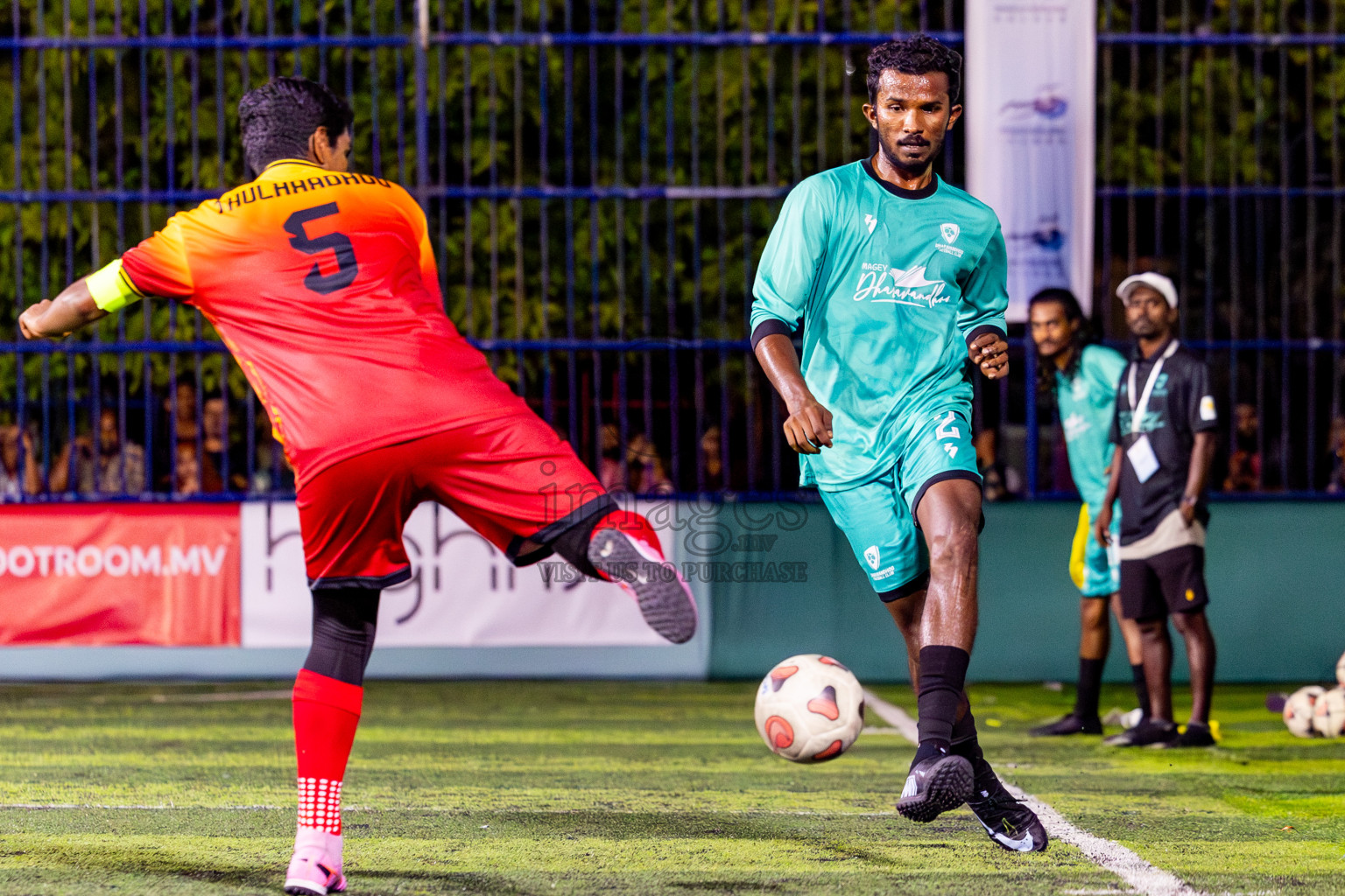 Dharavandhoo vs Thulhaadhoo in Day 3 of Better in Baa Futsal Fiesta 2025 Men's division held in B. Eydhafushi, Maldives on Friday, 7th November 2025. Photos: Nausham Waheed / images.mv